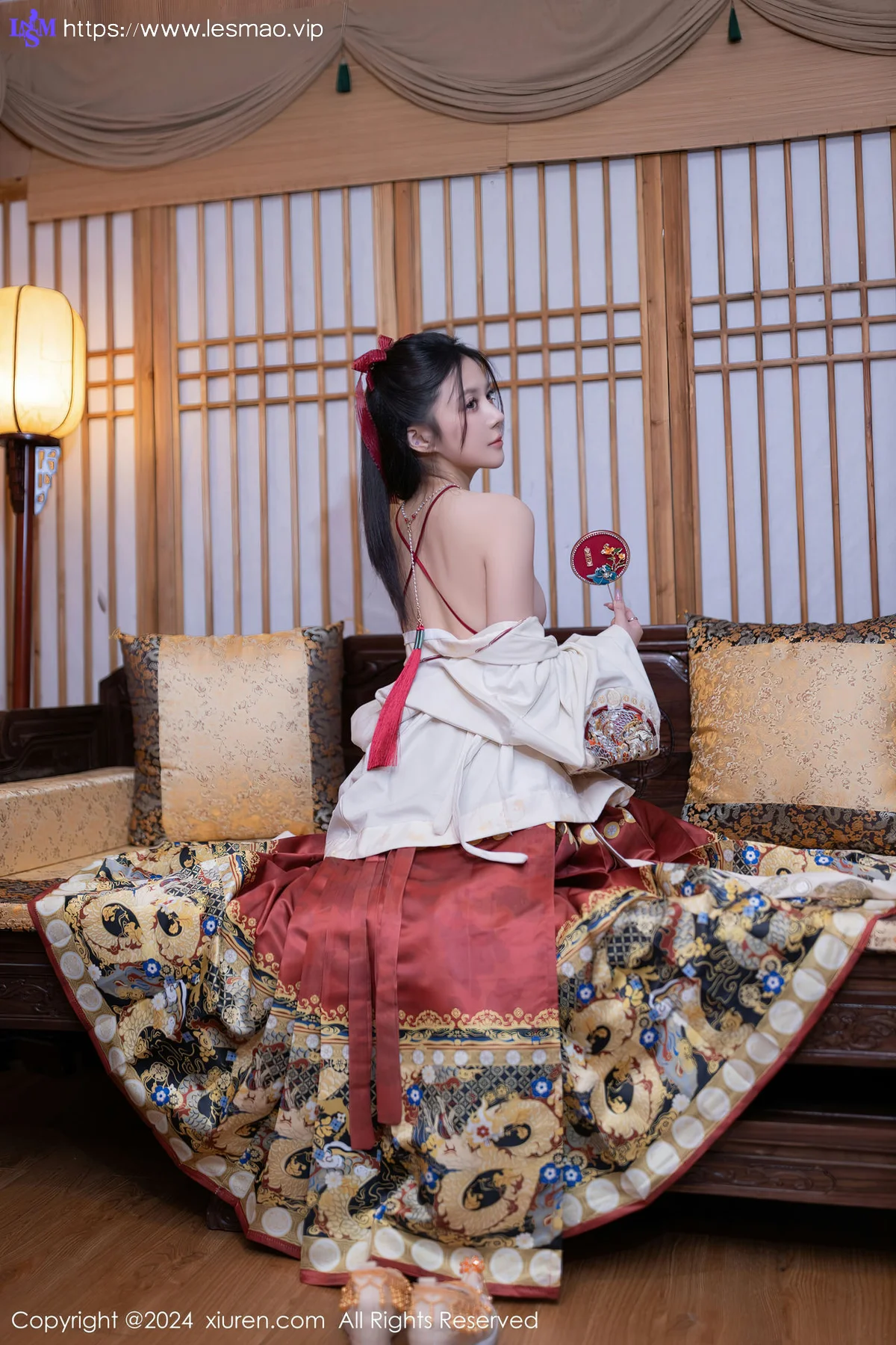 XiuRen 秀人 No.8095  鱼子酱Fish 贺新春主题性感写真11 - 13