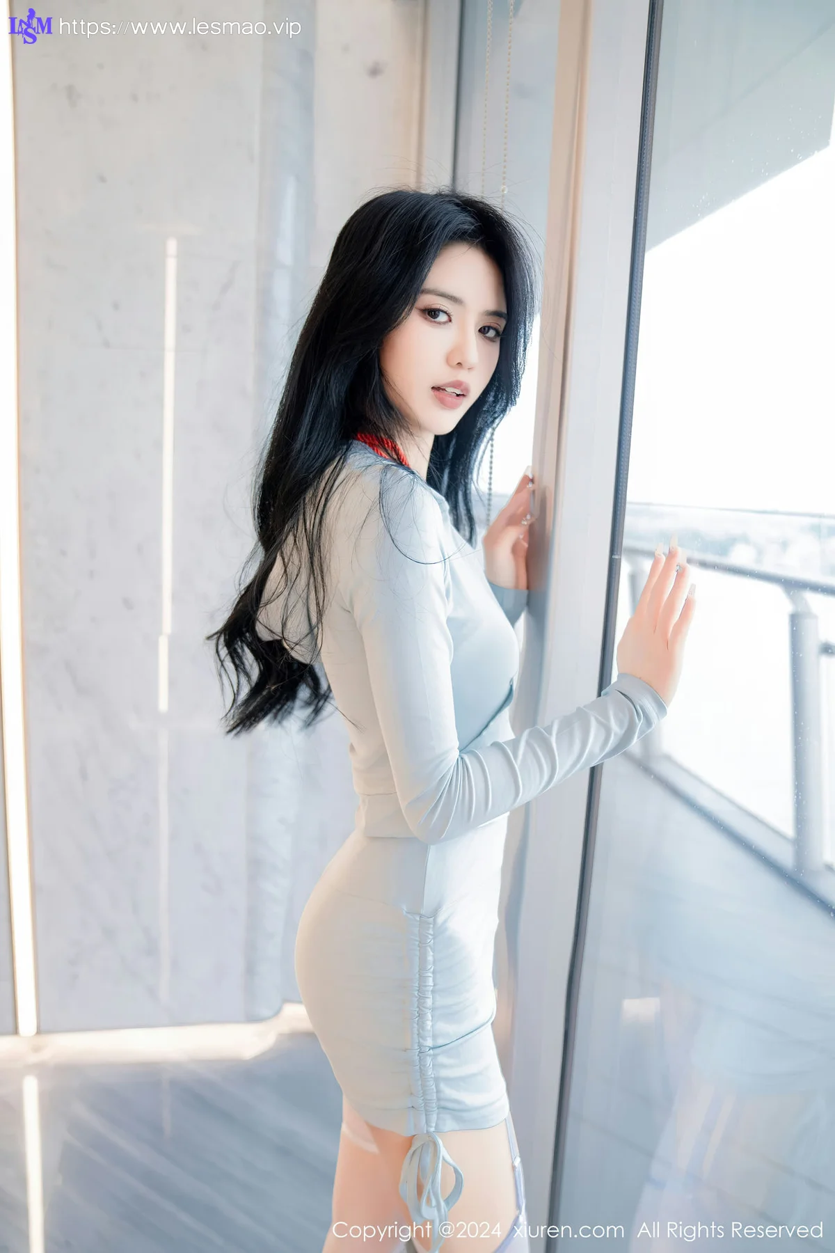 XiuRen 秀人 No.8105  浅浅Danny 白色轻薄上衣性感写真 - 11