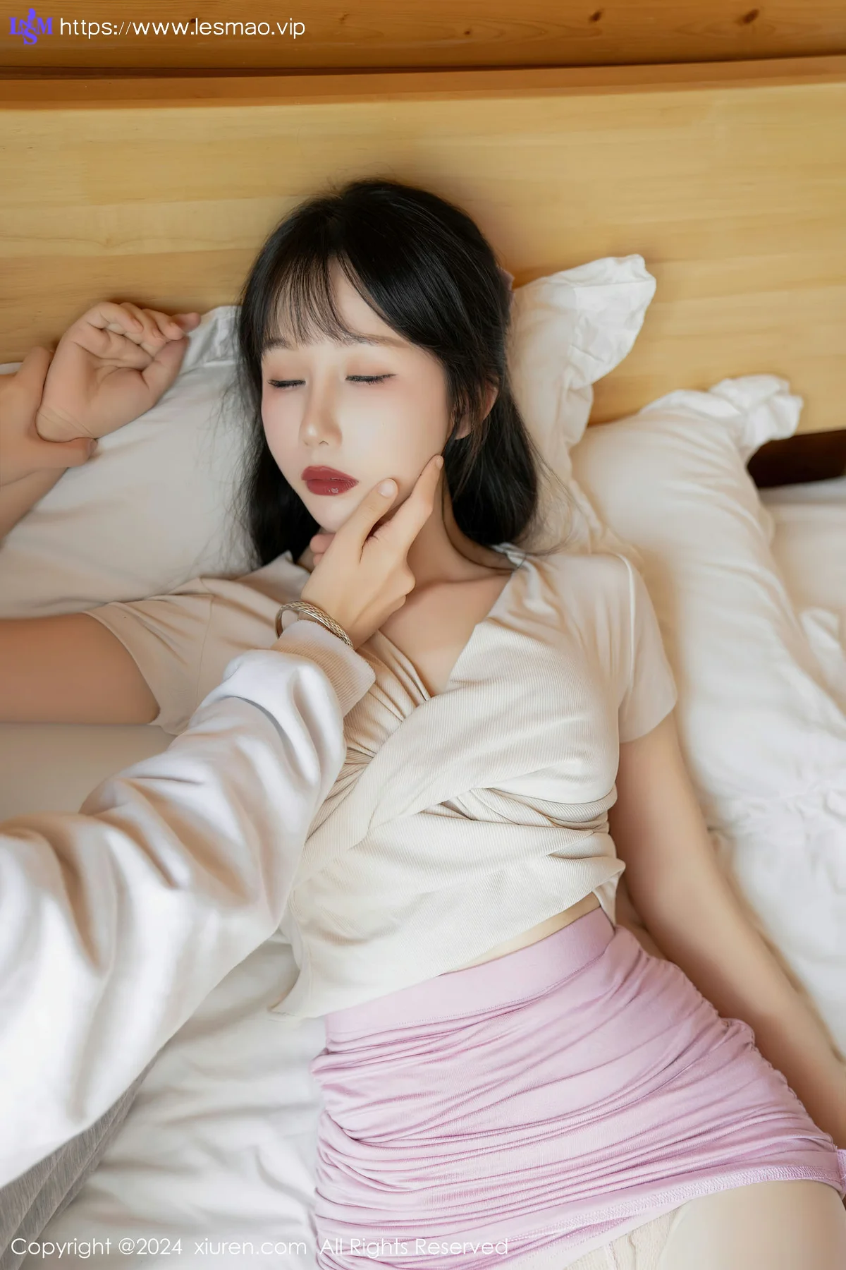 XiuRen 秀人 No.8112  波巧酱 家庭教师性感写真33 - 49