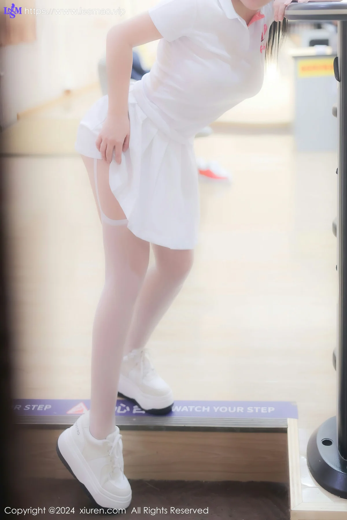XiuRen 秀人 No.8118  小薯条nienie 保龄球馆场景拍摄性感写真11 - 20