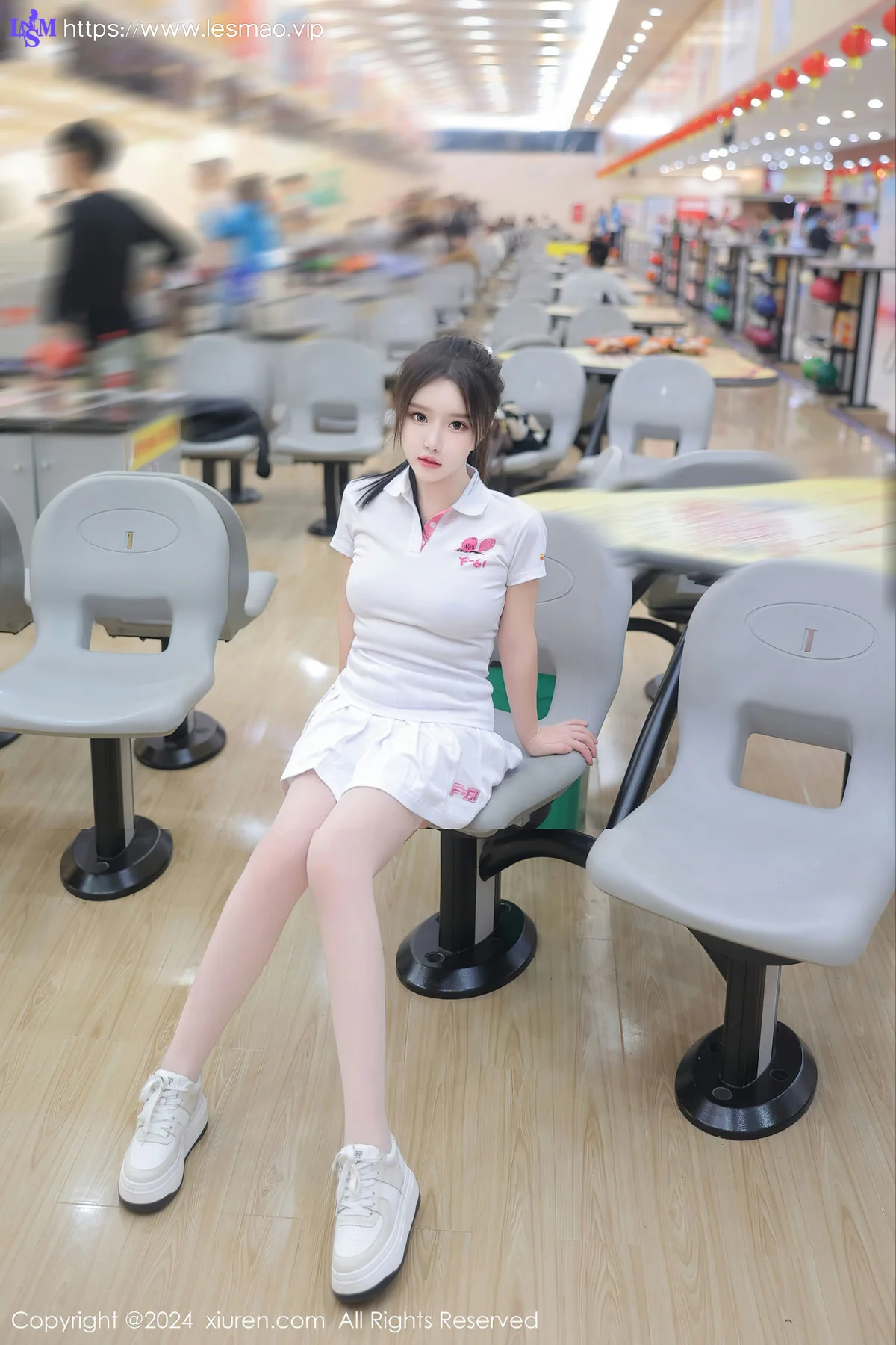 XiuRen 秀人 No.8118  小薯条nienie 保龄球馆场景拍摄性感写真11 - 55