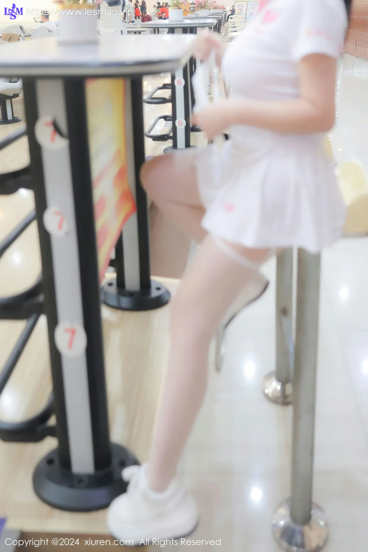 XiuRen 秀人 No.8118  小薯条nienie 保龄球馆场景拍摄性感写真11 - 57