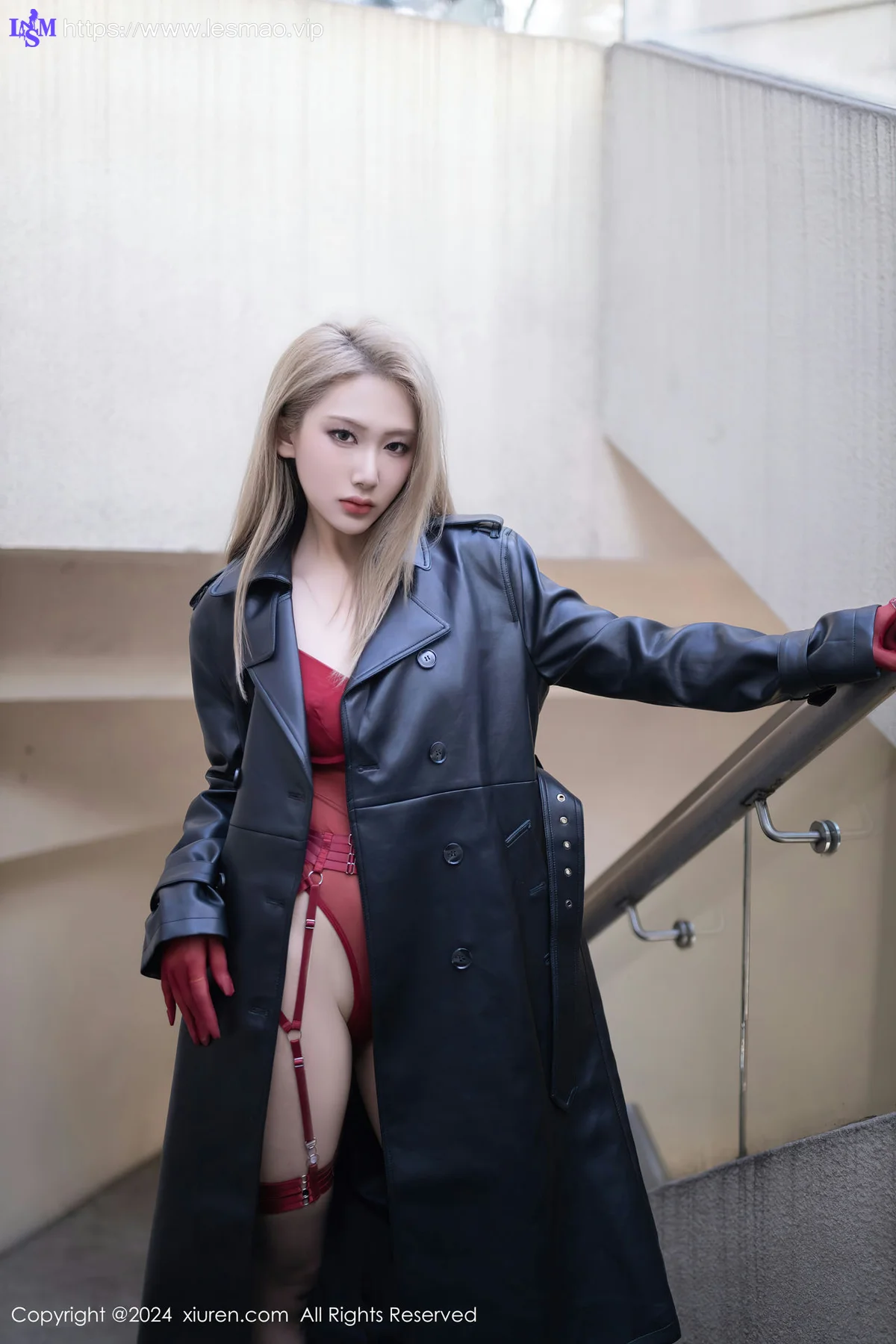 XiuRen 秀人 No.8124  沈青黛 性感诱人黑丝性感写真 - 2