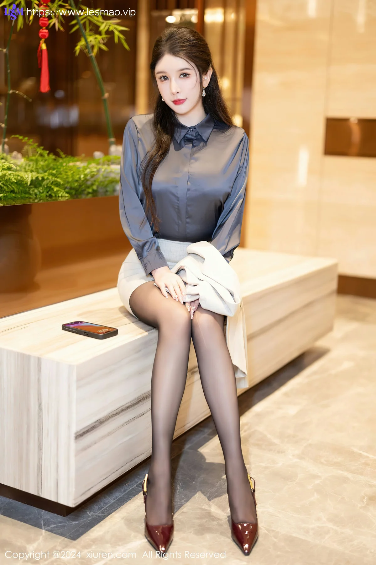 XiuRen 秀人 No.8126  李丽莎 熟女姿态性感写真11 - 18