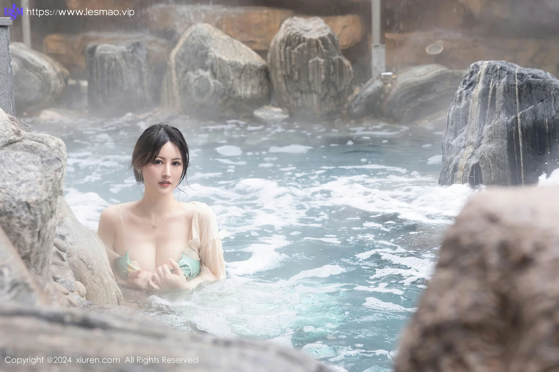 XiuRen 秀人 No.8128  诗诗kiki 温泉古装情趣服饰性感写真1 - 16