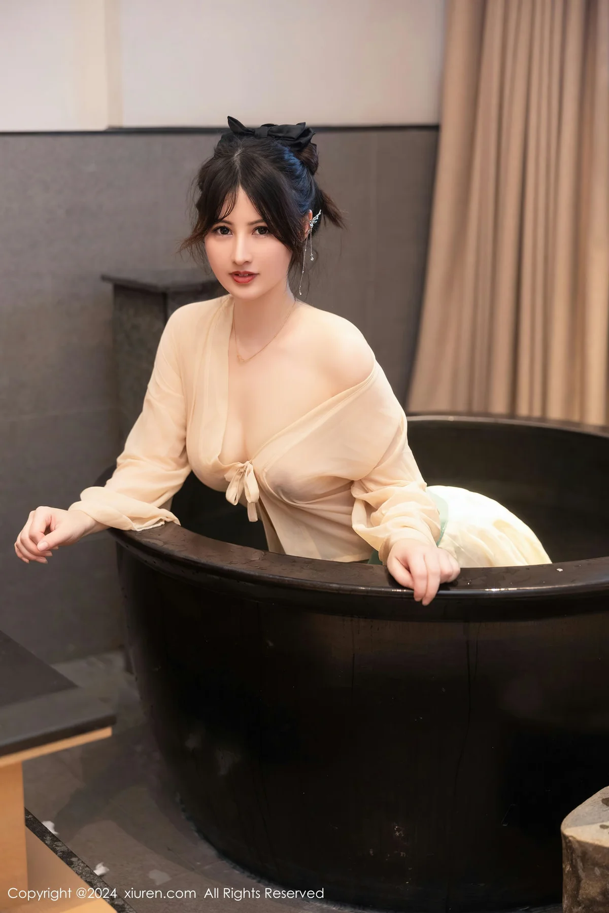 XiuRen 秀人 No.8128  诗诗kiki 温泉古装情趣服饰性感写真1 - 41