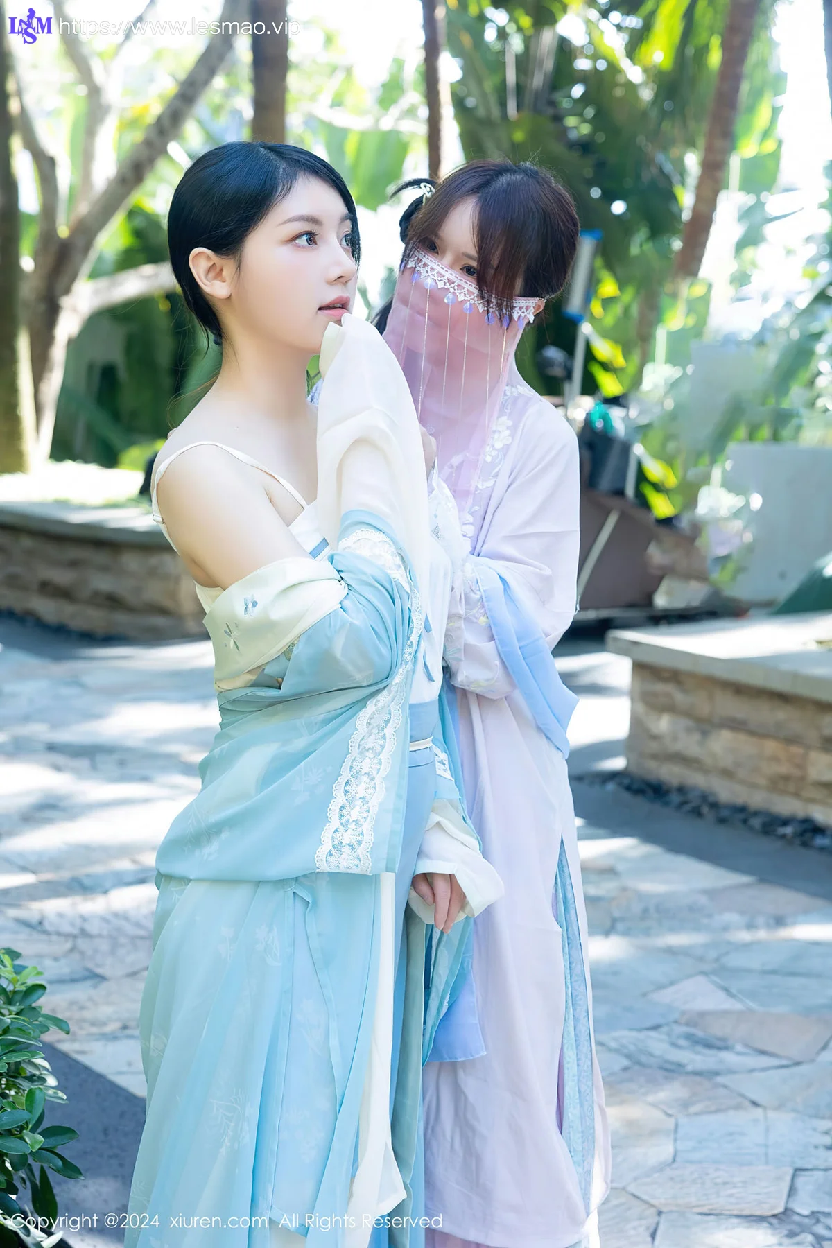XiuRen 秀人 No.8137  豆瓣酱模特合集 古装性感穿搭写真 - 13