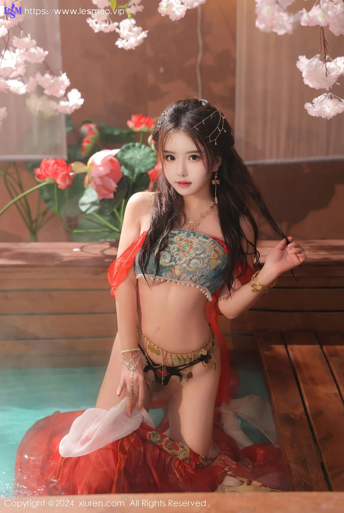 XiuRen 秀人 No.8146  小薯条nienie 红色古装性感写真1 - 39