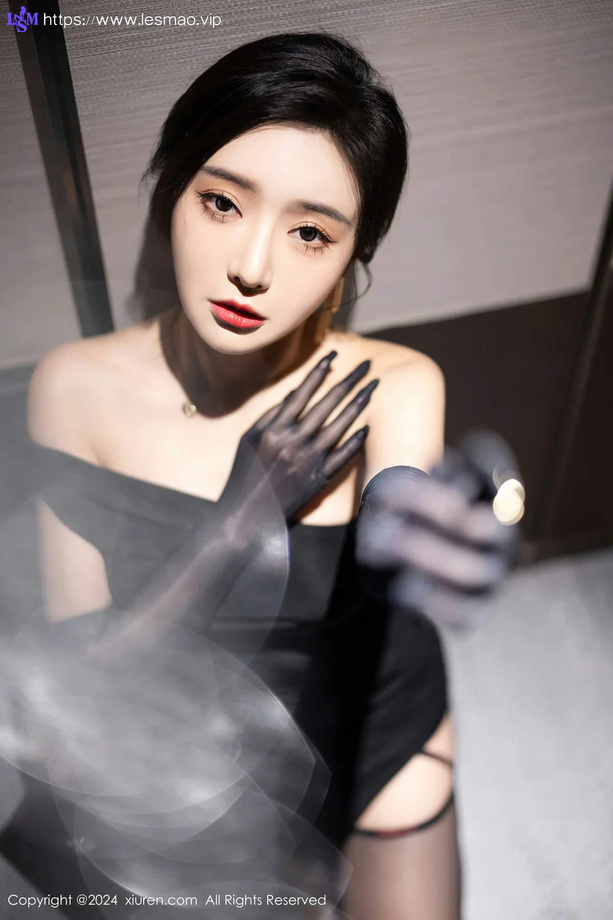 XiuRen 秀人 No.8194  王馨瑶yanni 主题为《秘密任务》 性感写真1 - 27