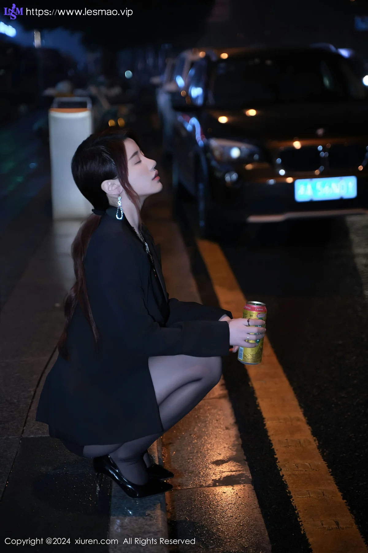 XiuRen 秀人 No.8199  美七 Mia 魅惑黑丝性感写真1 - 13