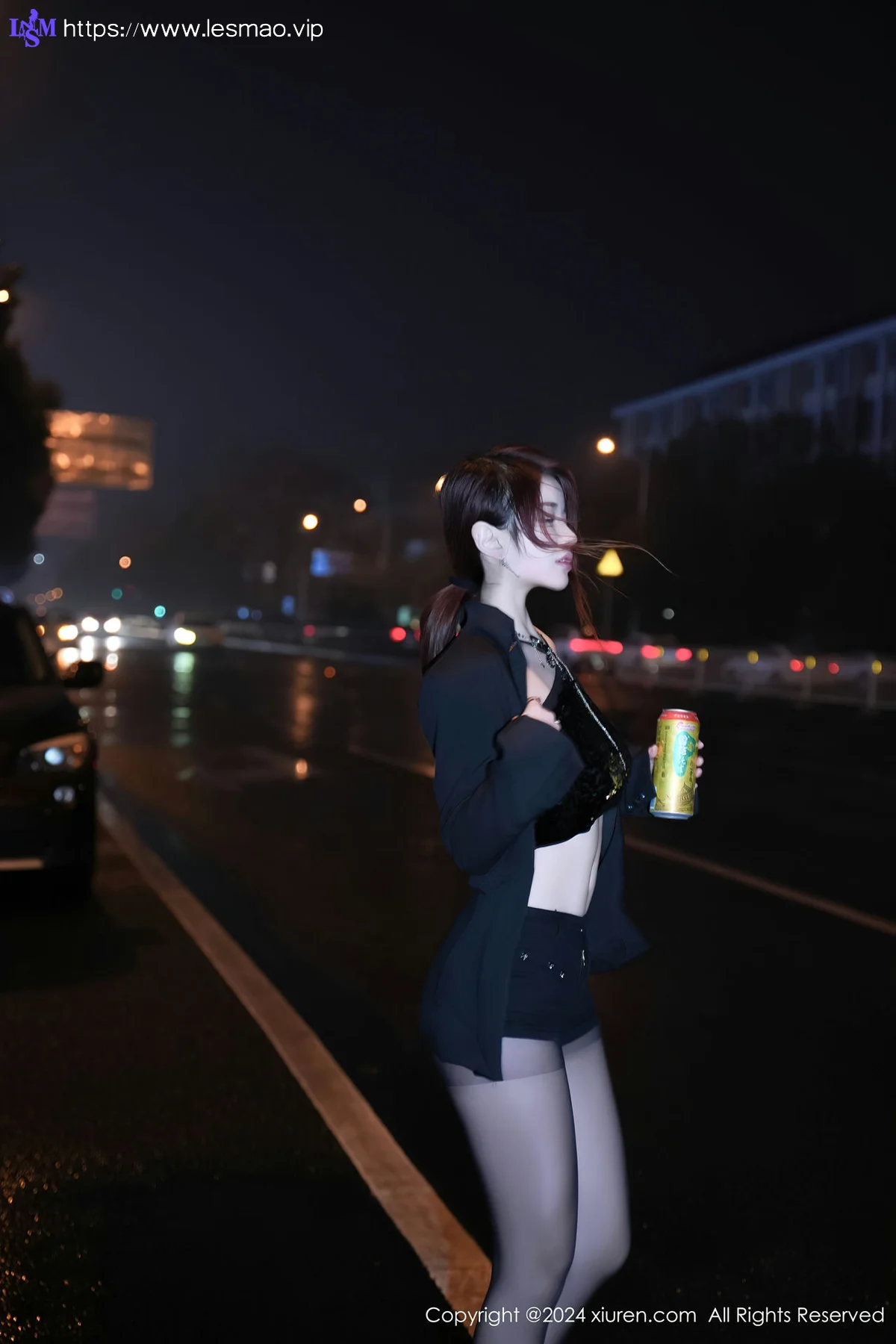 XiuRen 秀人 No.8199  美七 Mia 魅惑黑丝性感写真1 - 17