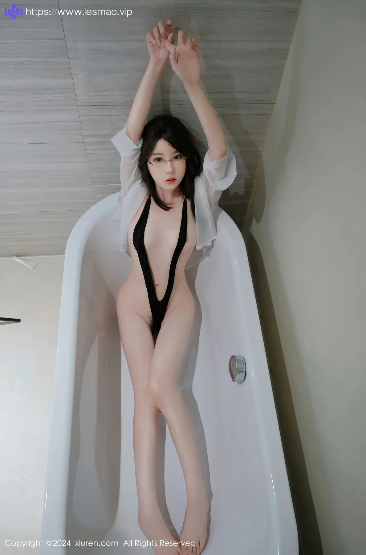 XiuRen 秀人 No.8202  桃妖夭 白色轻透白T性感写真111 - 32