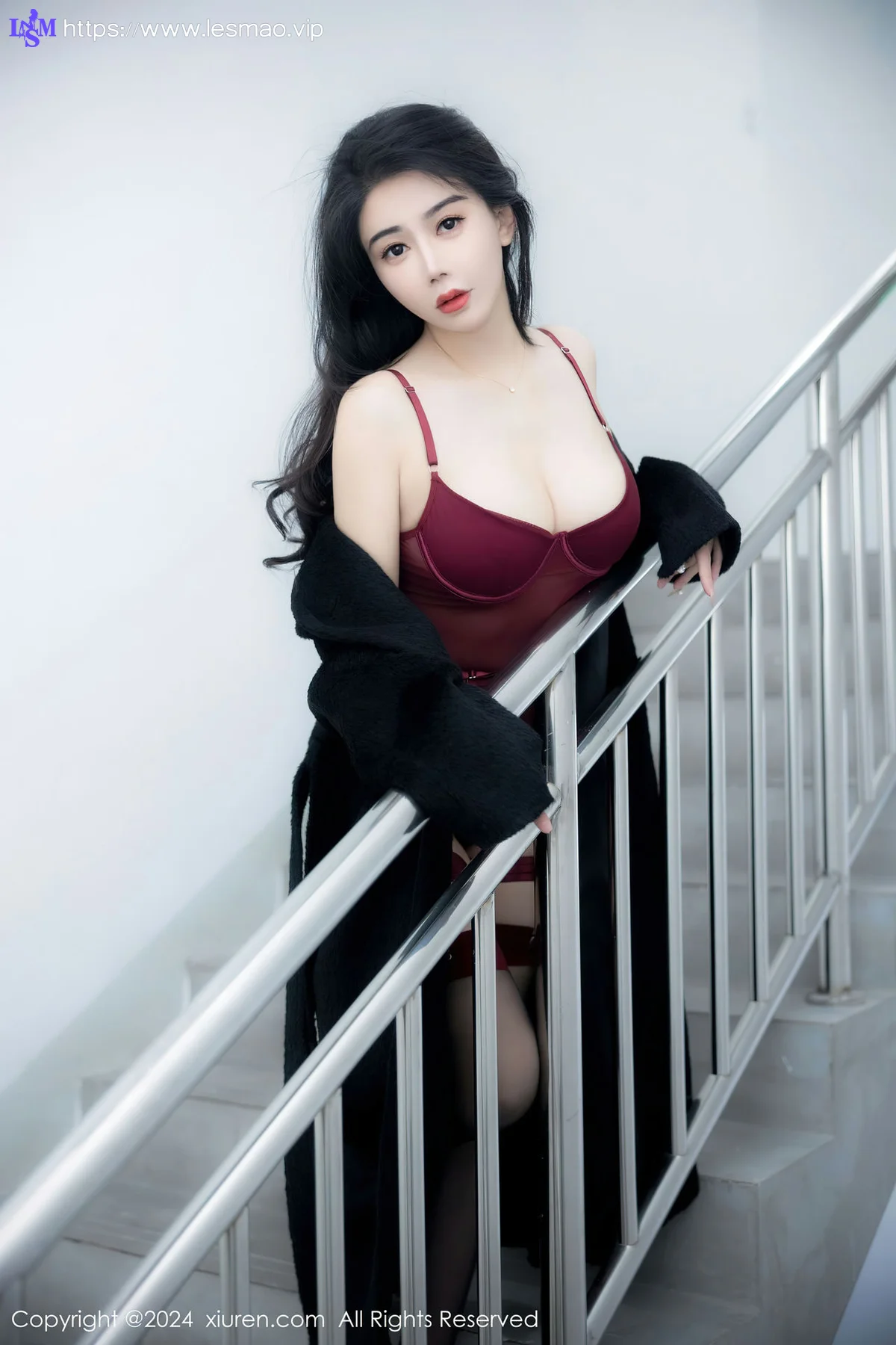 XiuRen 秀人 No.8221  李若汐 红色情趣性感写真1 - 29