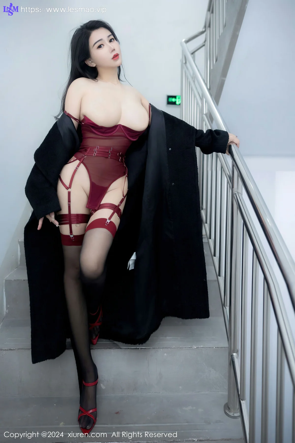 XiuRen 秀人 No.8221  李若汐 红色情趣性感写真1 - 45