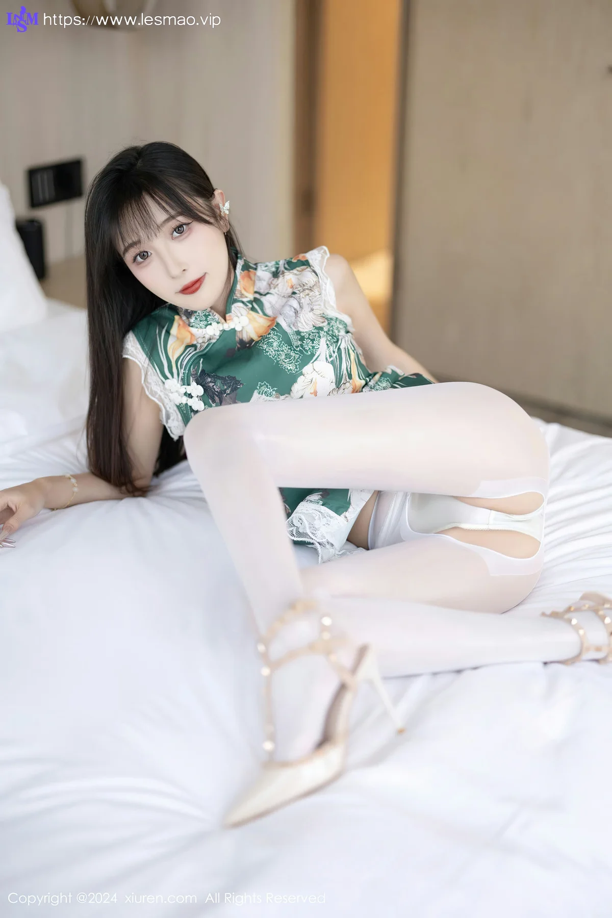 XiuRen 秀人 No.8231  林星阑 绿色图案旗袍性感写真1 - 27