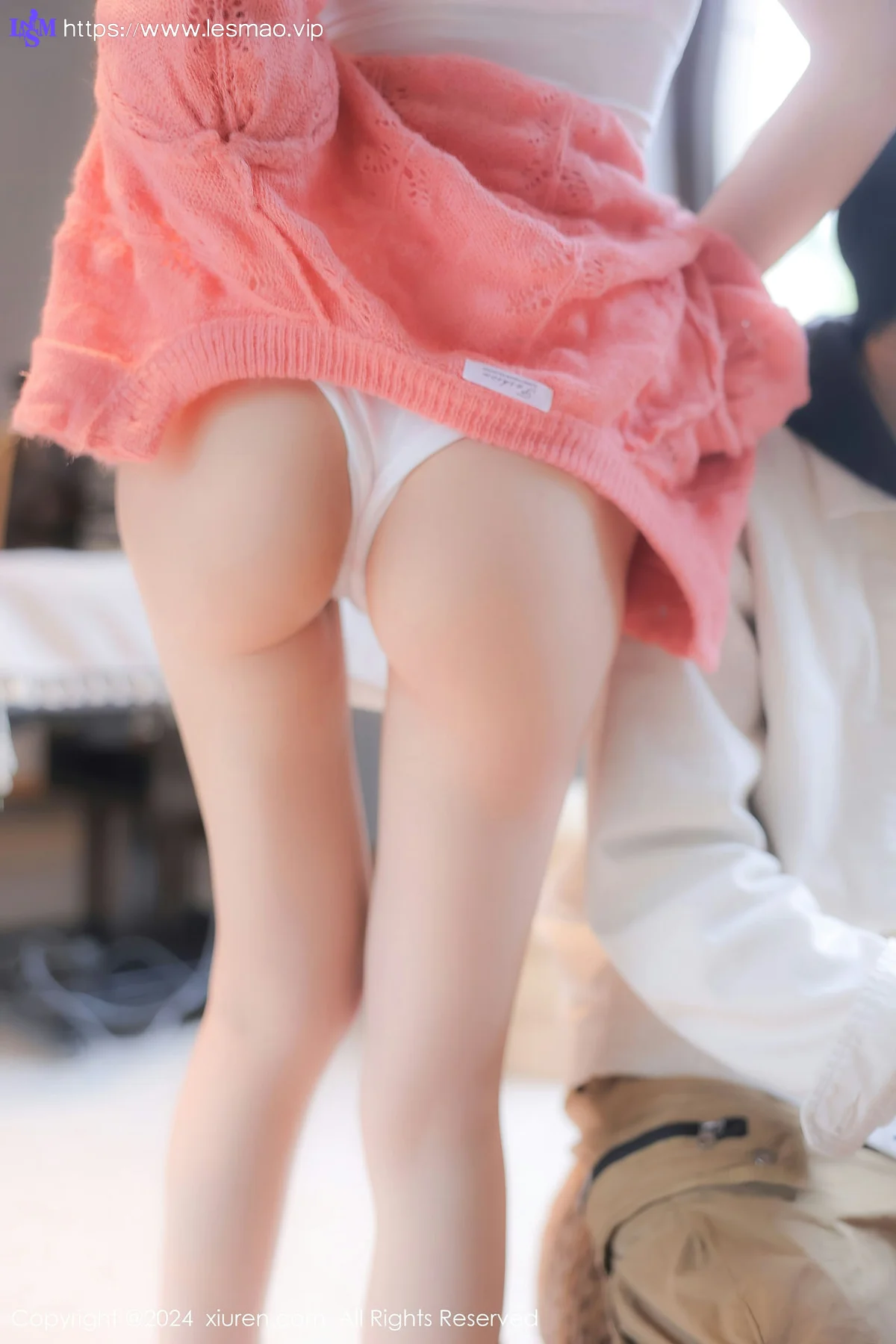 XiuRen 秀人 No.8241  桃妖夭外拍场景性感写真 - 24
