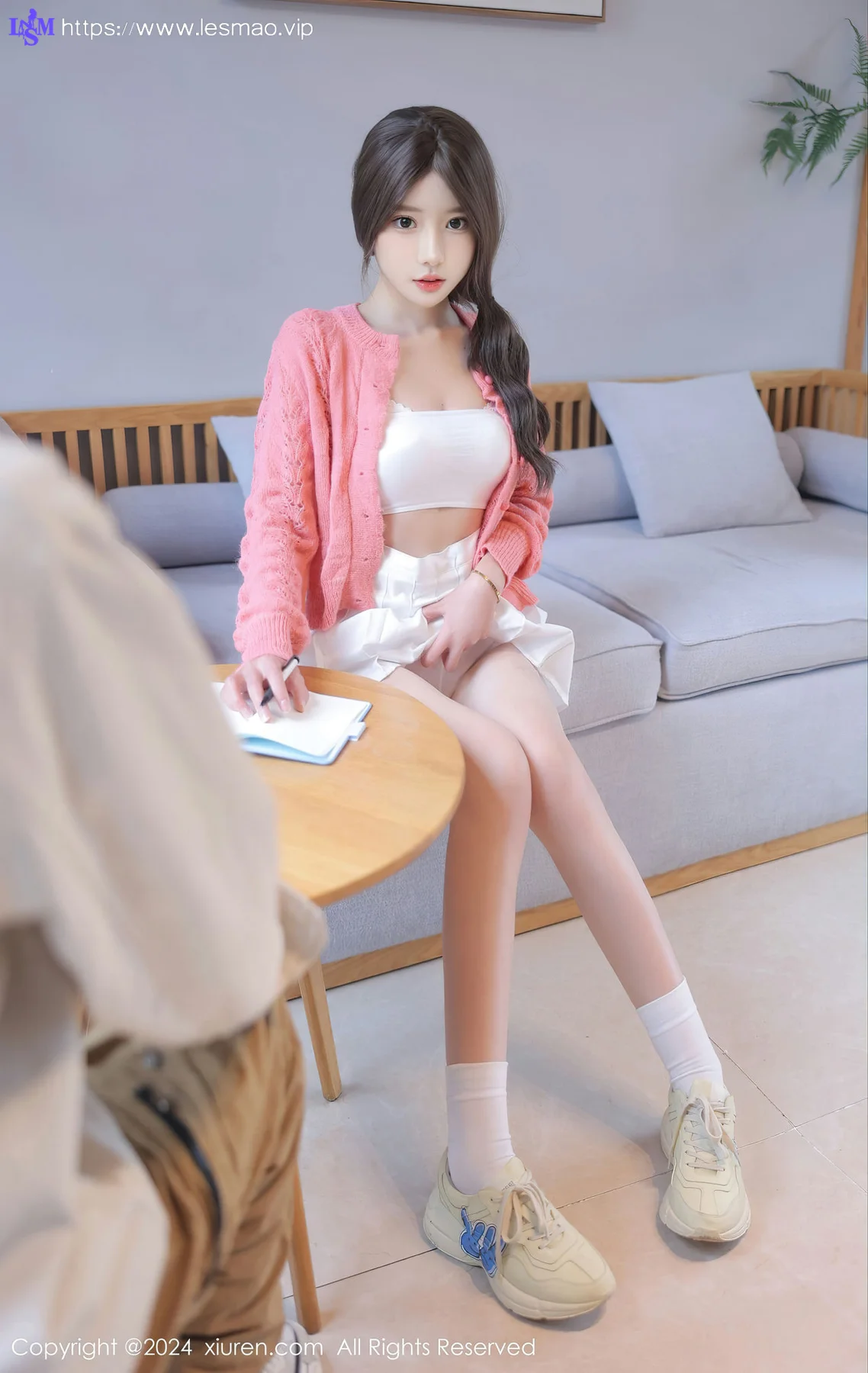 XiuRen 秀人 No.8241  桃妖夭外拍场景性感写真 - 60