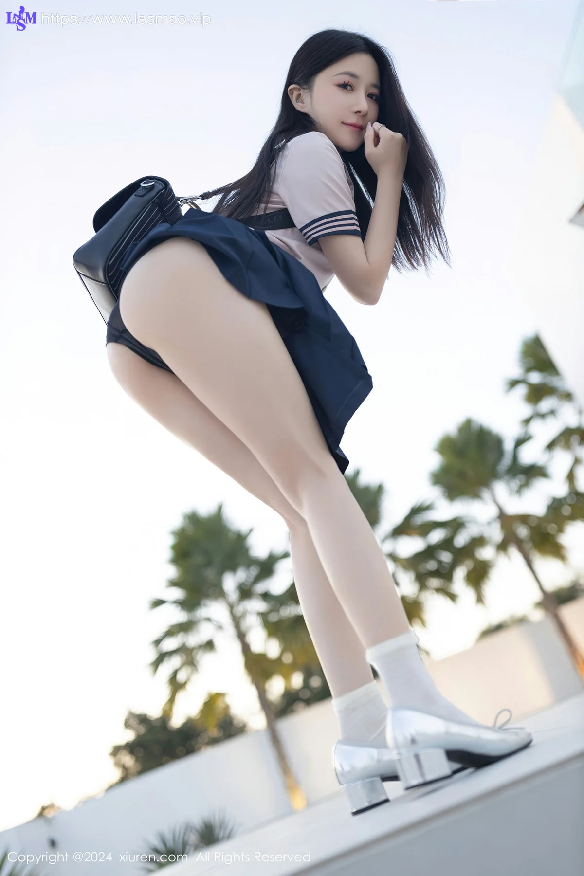 XiuRen 秀人 No.8244  鱼子酱Fish 性感JK制服泰国旅拍11 - 27
