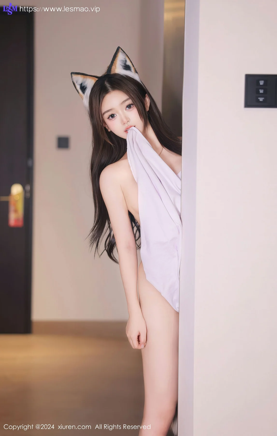 XiuRen 秀人 No.8245  媃柔 白色上衣性感写真1 - 36