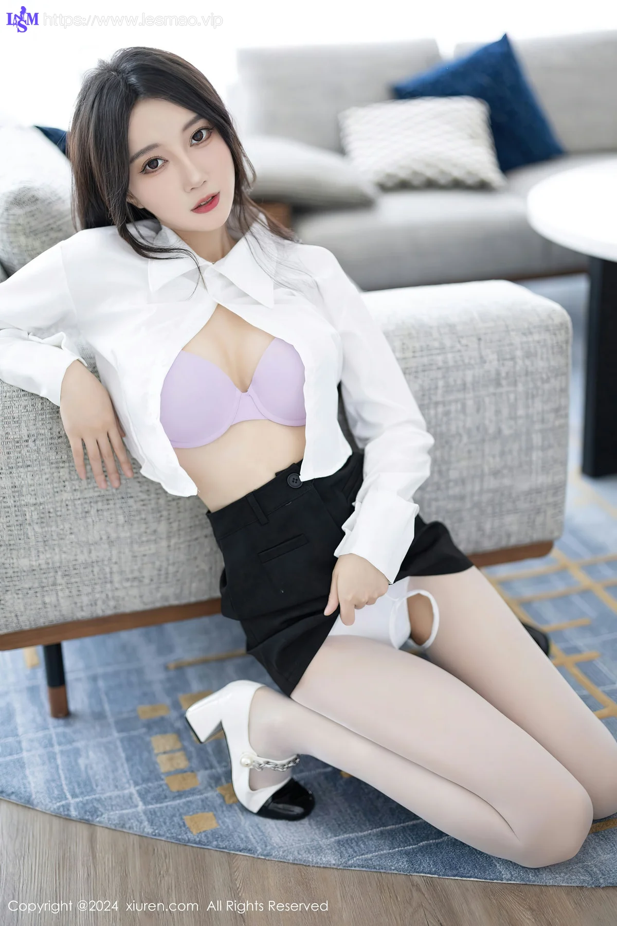 XiuRen 秀人 No.8247  玥儿玥 白色丝袜哈尔滨旅拍1 - 48