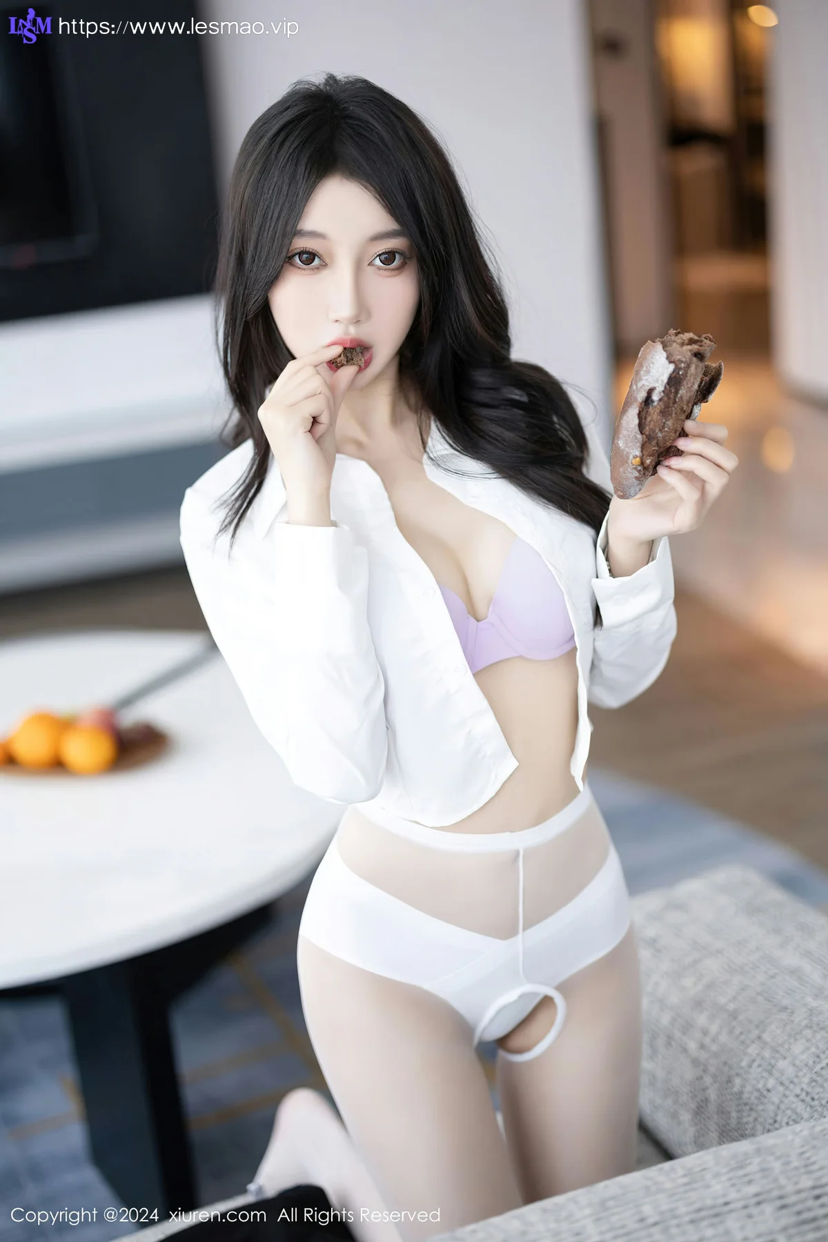 XiuRen 秀人 No.8247  玥儿玥 白色丝袜哈尔滨旅拍1 - 58