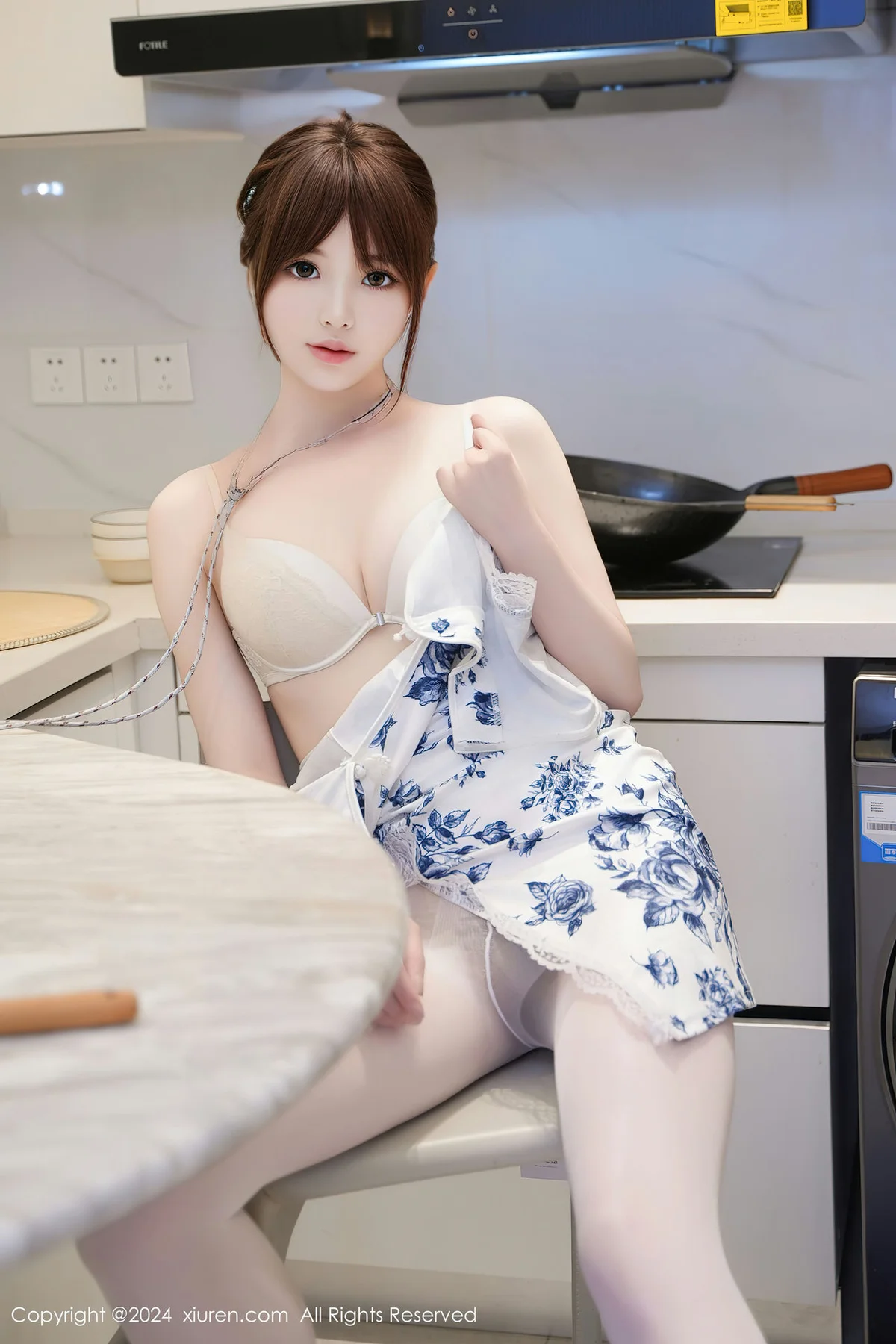 XiuRen 秀人 No.8255  梦灵儿Mini 青色轻透情趣旗袍性感写真1 - 40