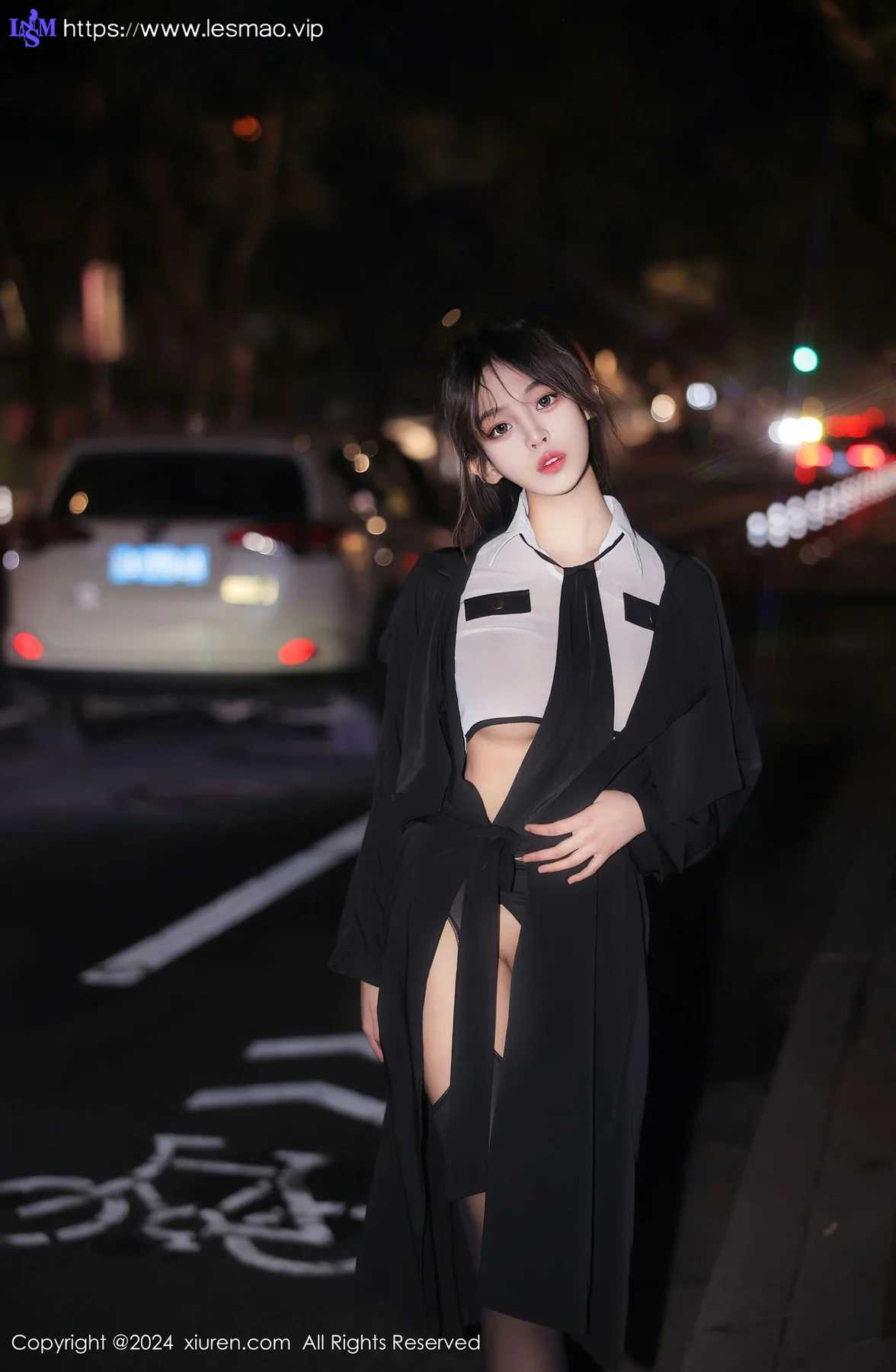 XiuRen 秀人 No.8265  王心悦首套写真 制服诱惑11 - 18