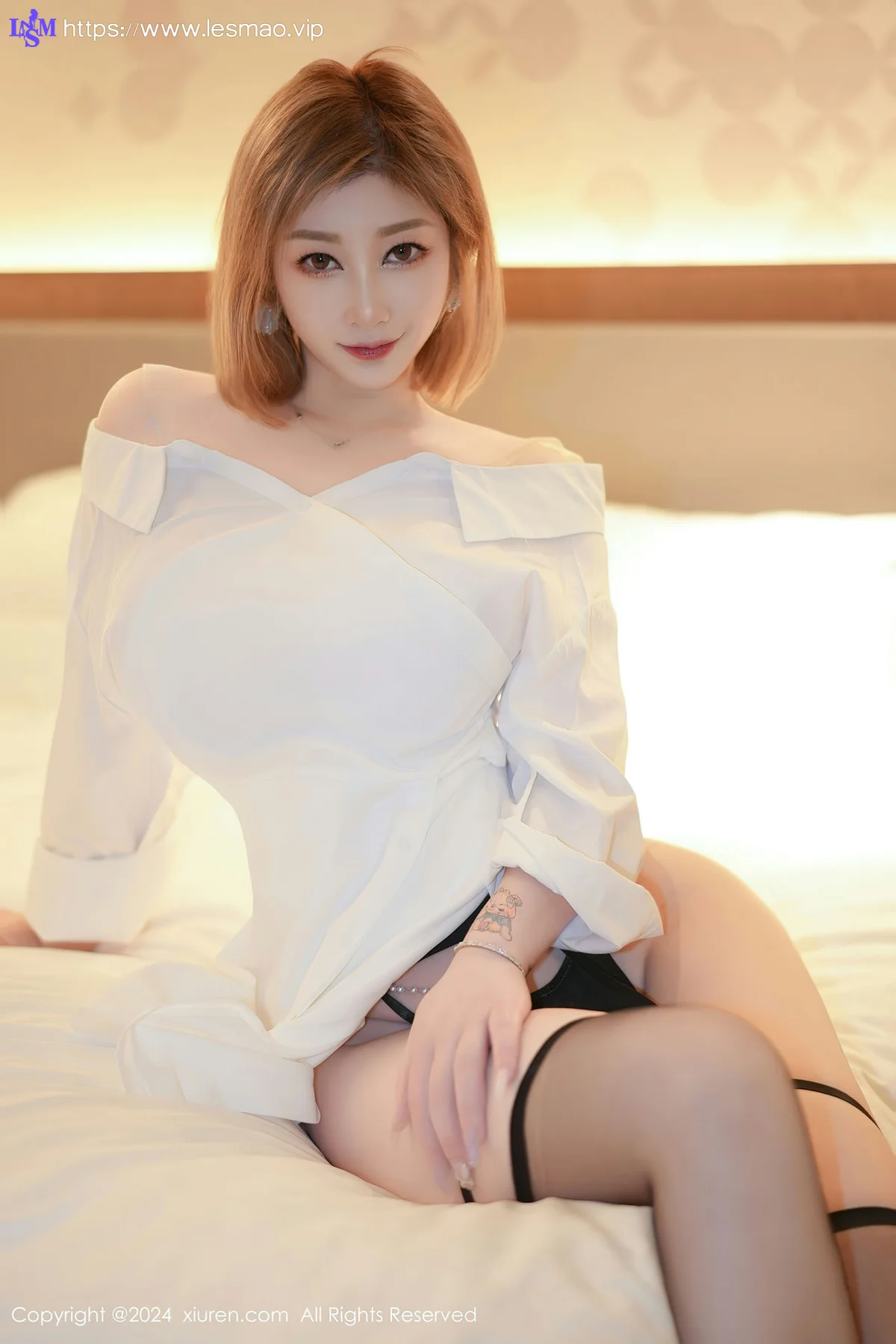 XiuRen 秀人 No.8274  妲己_Toxic泰国心愿旅拍11 - 15