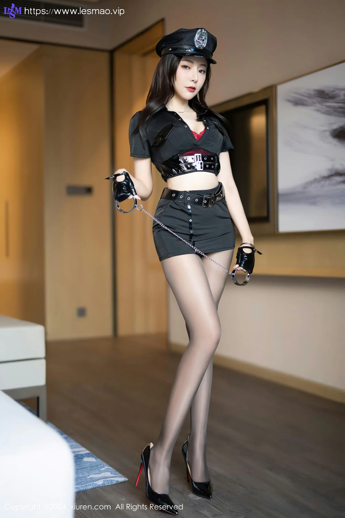 XiuRen 秀人 No.8286  王馨瑶yanni黑色情趣警官制服11 - 18