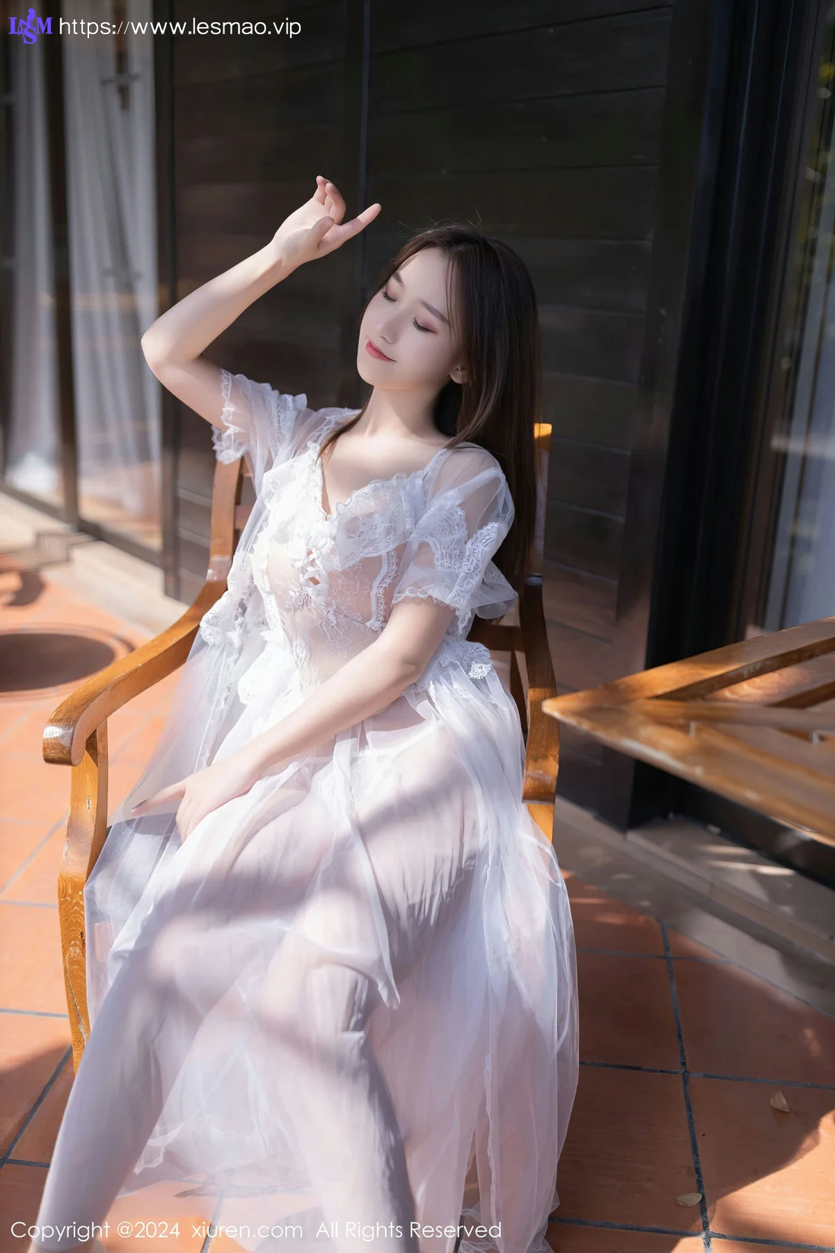 XiuRen 秀人 No.8302 杏子Yada 白色薄纱长裙性感写真3 - 11