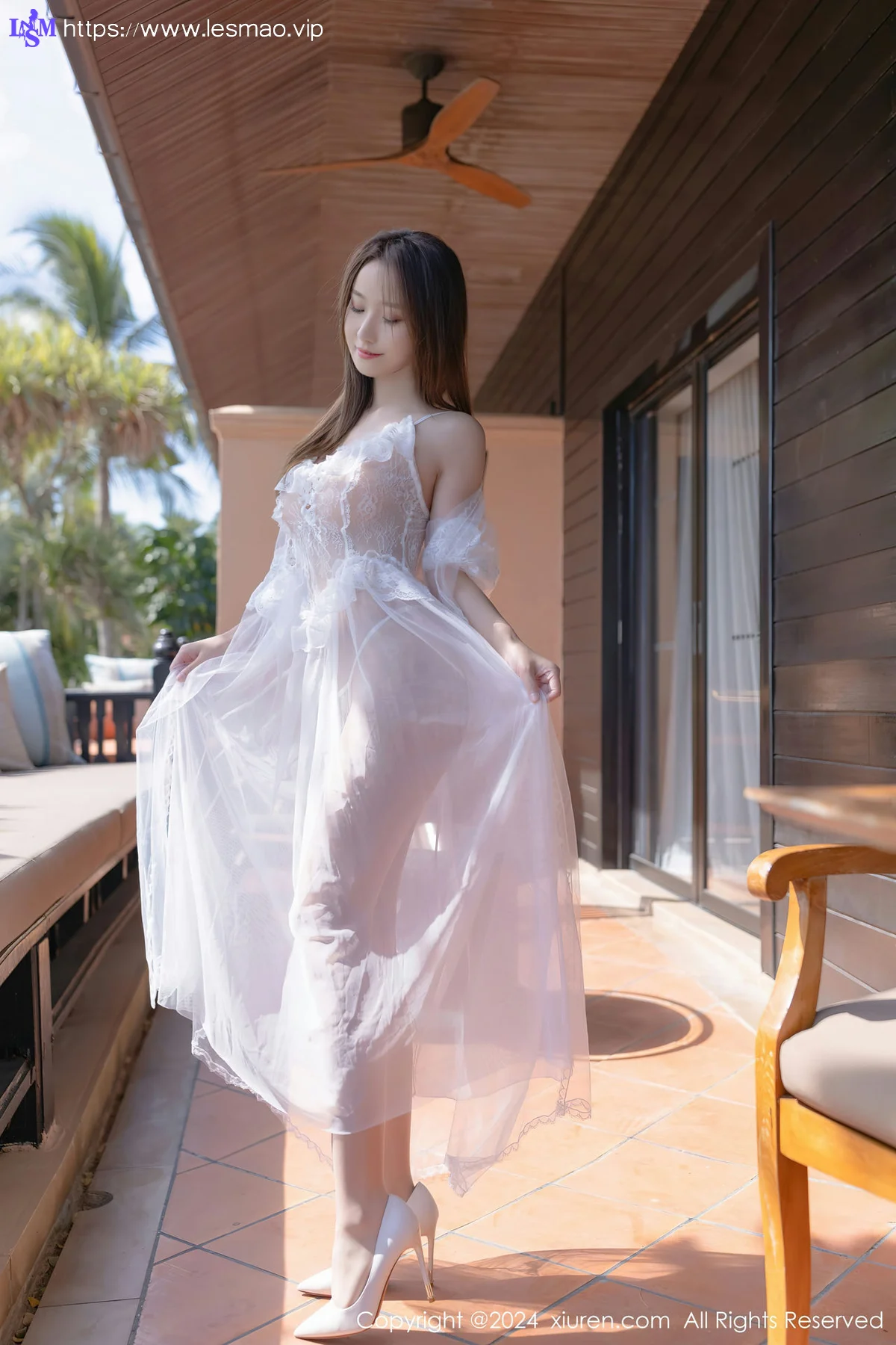 XiuRen 秀人 No.8302 杏子Yada 白色薄纱长裙性感写真3 - 15