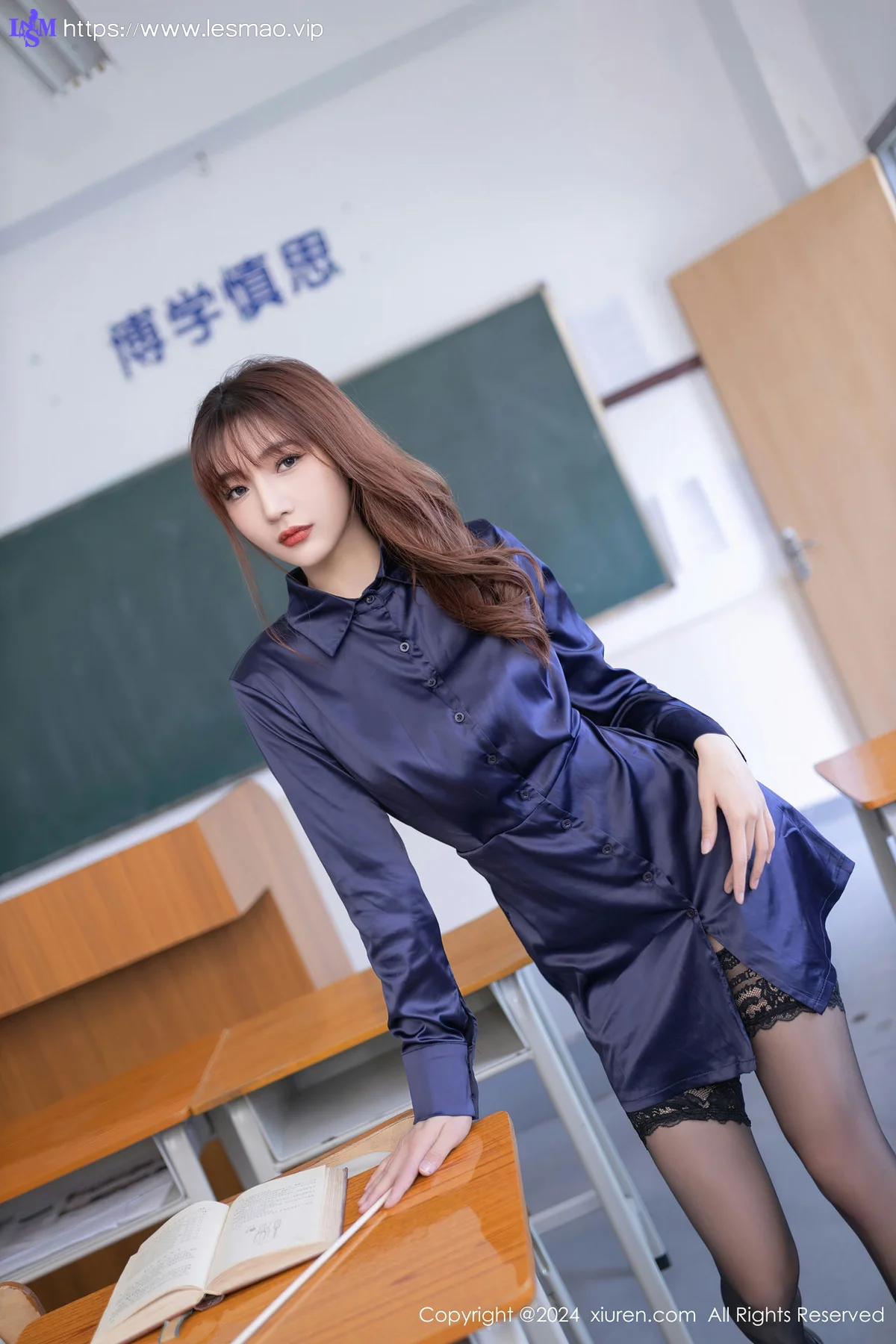 XiuRen 秀人 No.8309  陆萱萱 连衣短裙性感写真11 - 21