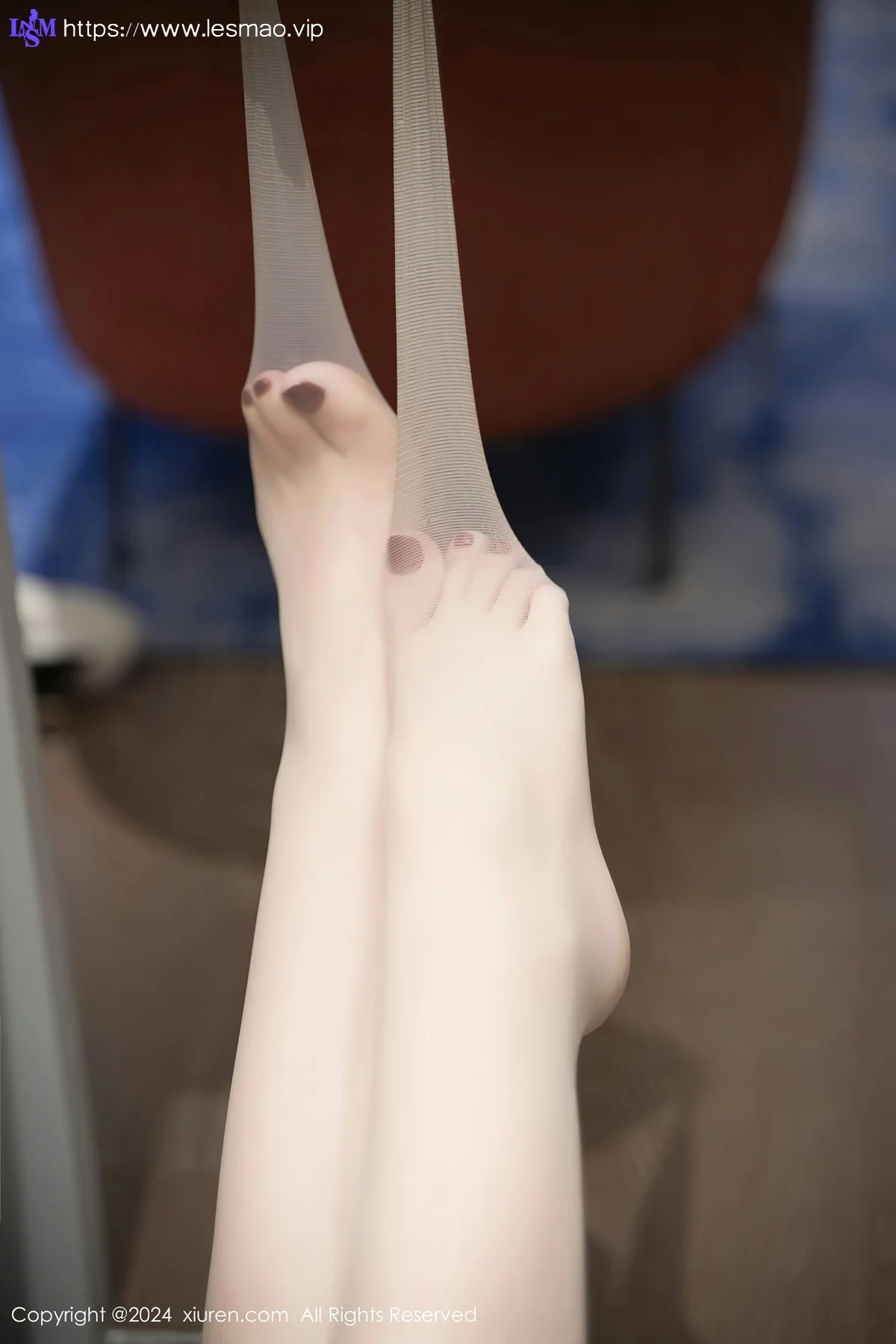 XiuRen 秀人 No.8313 美七Mia 红色长裙性感写真33 - 31