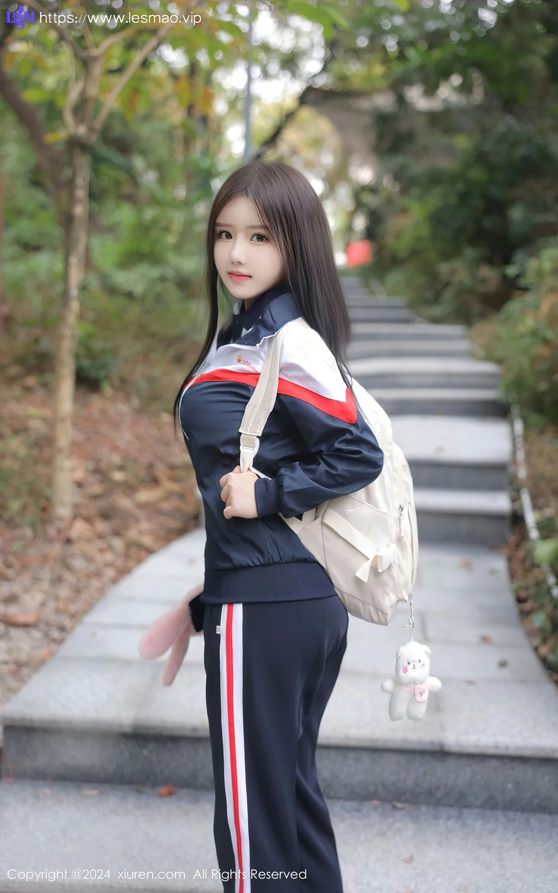 XiuRen 秀人 No.8335 小薯条nienie 原色丝袜澳门旅拍1 - 12