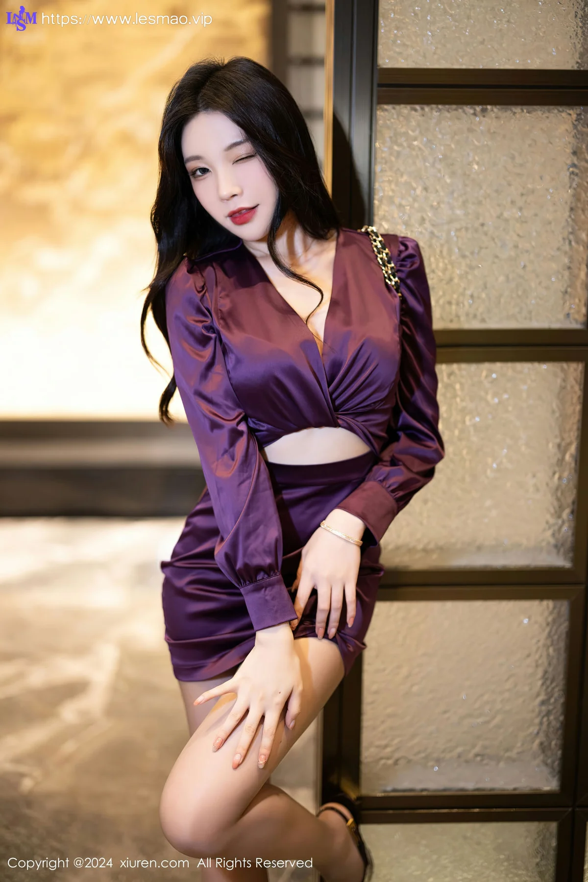 XiuRen 秀人 No.8342 徐莉芝Booty 黑色网袜性感写真1 - 10