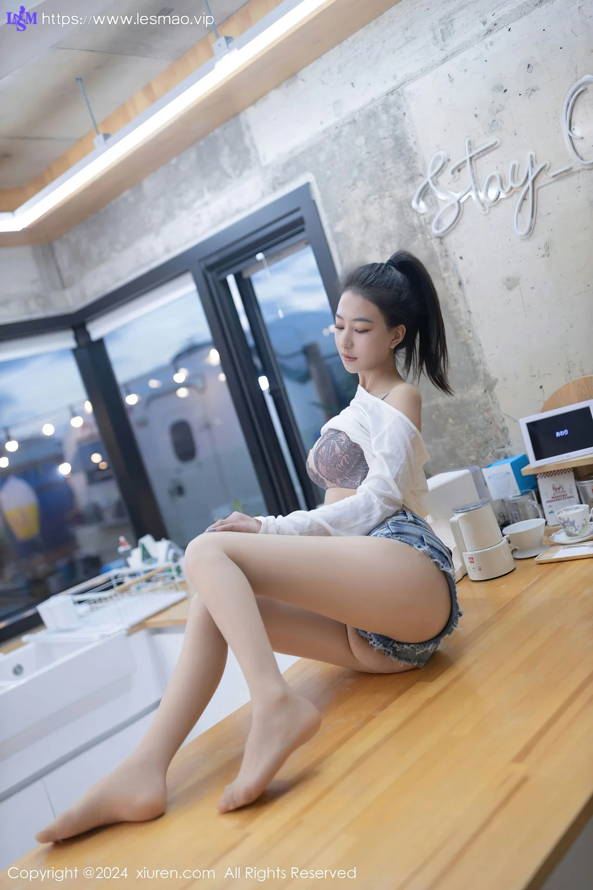 XiuRen 秀人 No.8345 熊小诺 玉背白色服饰性感写真1 - 23