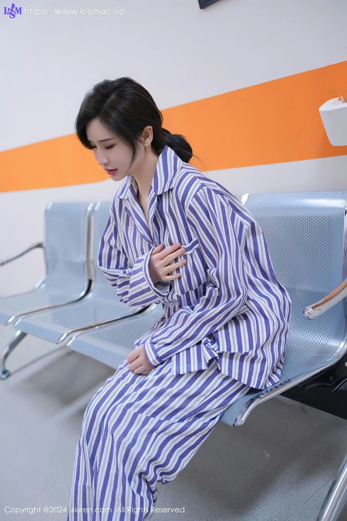 XiuRen 秀人 No.8346 Carol周妍希X 女患者角色扮演场景拍摄写真 - 12