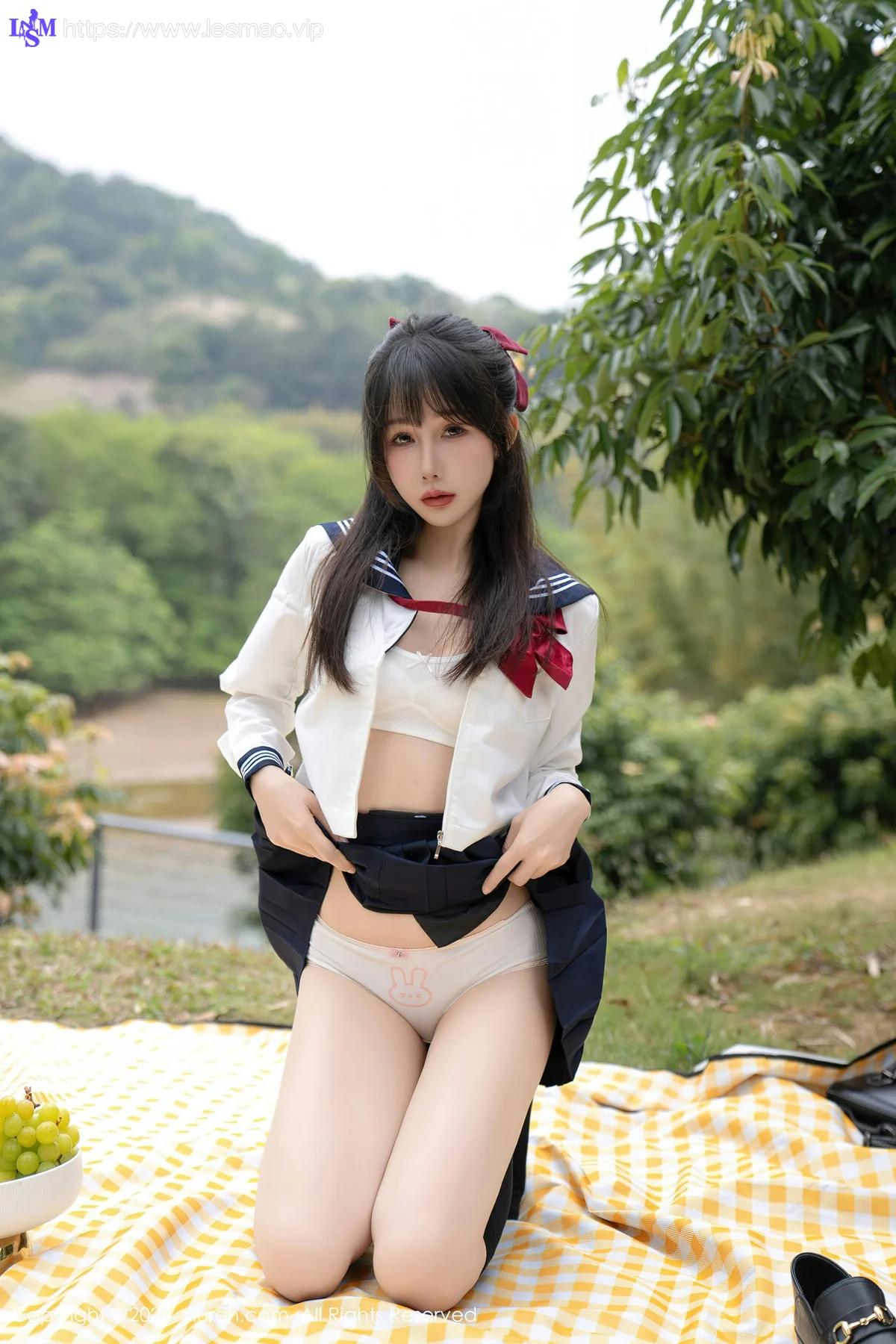 XiuRen 秀人 No.8365 波巧酱 初恋小学妹长白山旅拍 - 52
