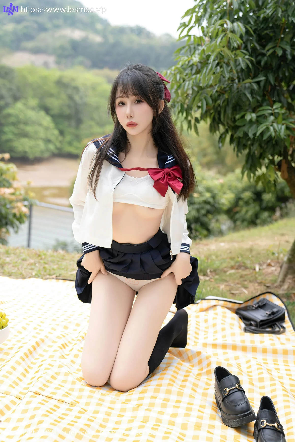XiuRen 秀人 No.8365 波巧酱 初恋小学妹长白山旅拍 - 58