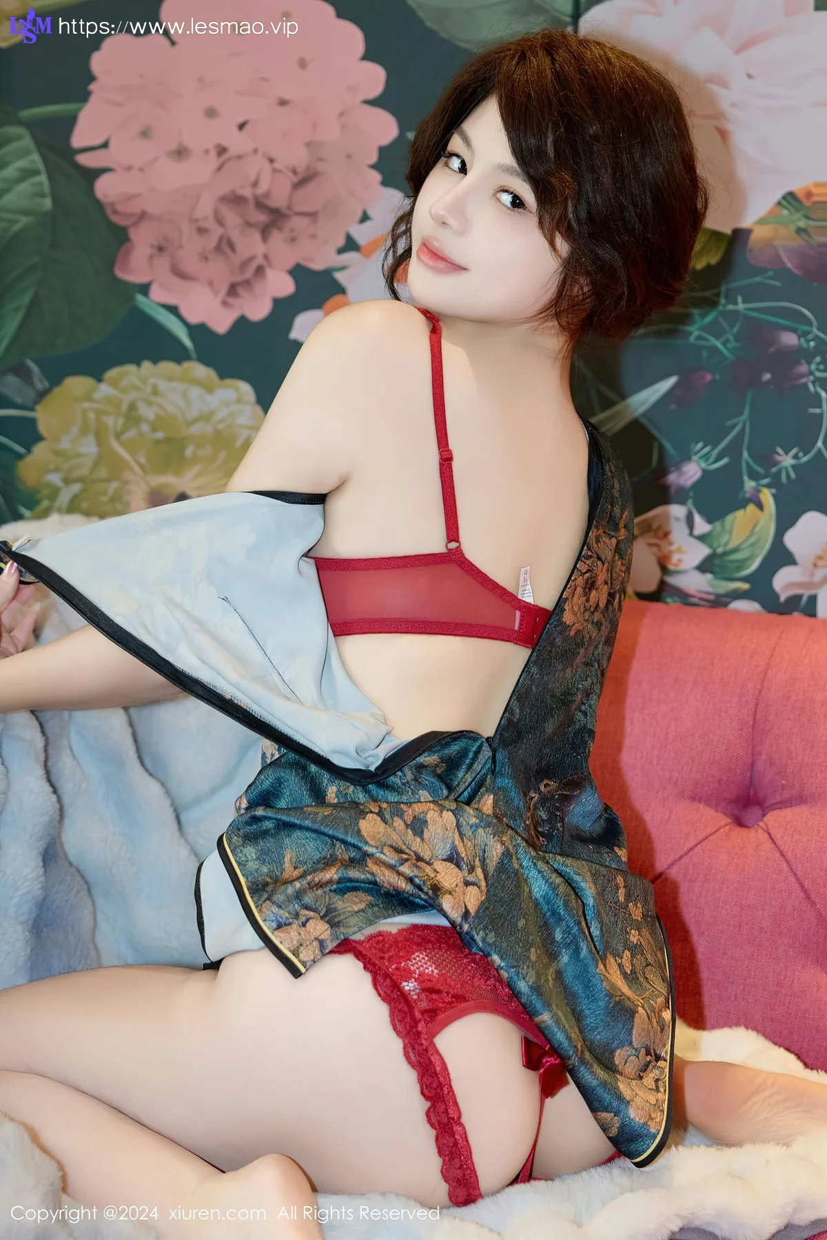 XiuRen 秀人 No.8374 沈思怡 图案旗袍性感写真222 - 19