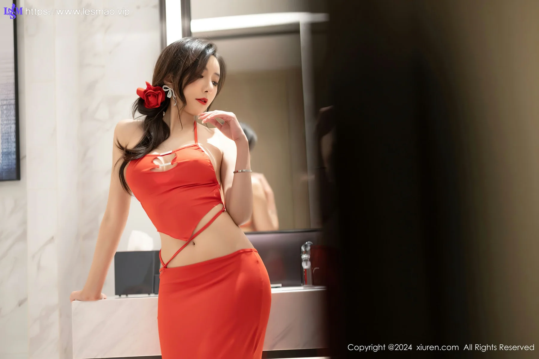 XiuRen 秀人 No.8378 王馨瑶yanni 杏色轻透连衣裙哈尔滨旅拍1 - 15