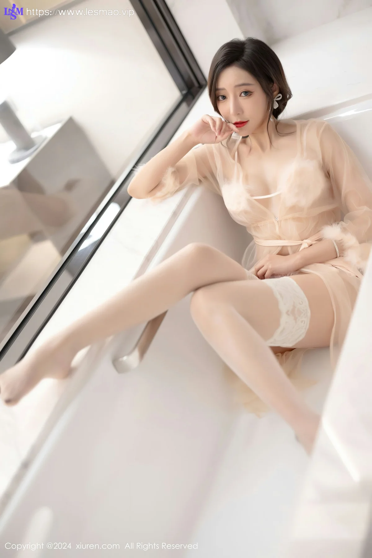 XiuRen 秀人 No.8378 王馨瑶yanni 杏色轻透连衣裙哈尔滨旅拍1 - 43