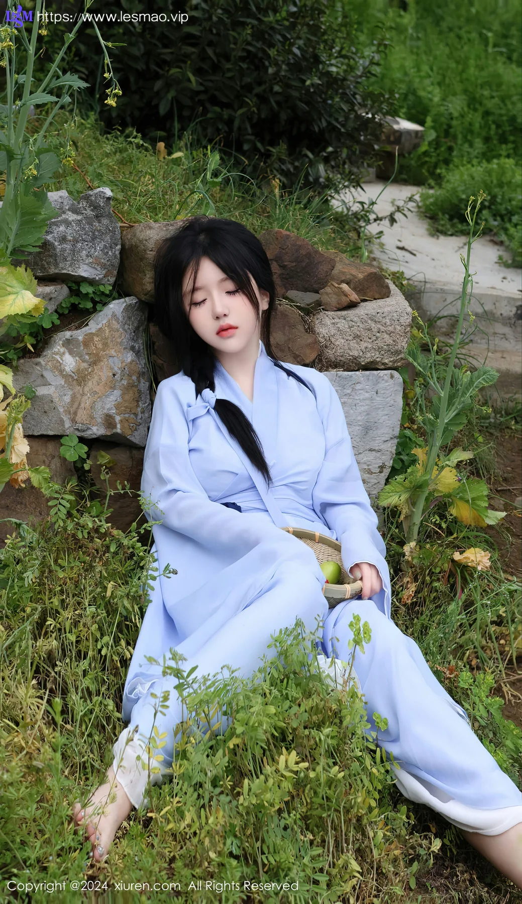 XiuRen 秀人 No.8386 小薯条nienie 白色网袜性感写真111 - 13