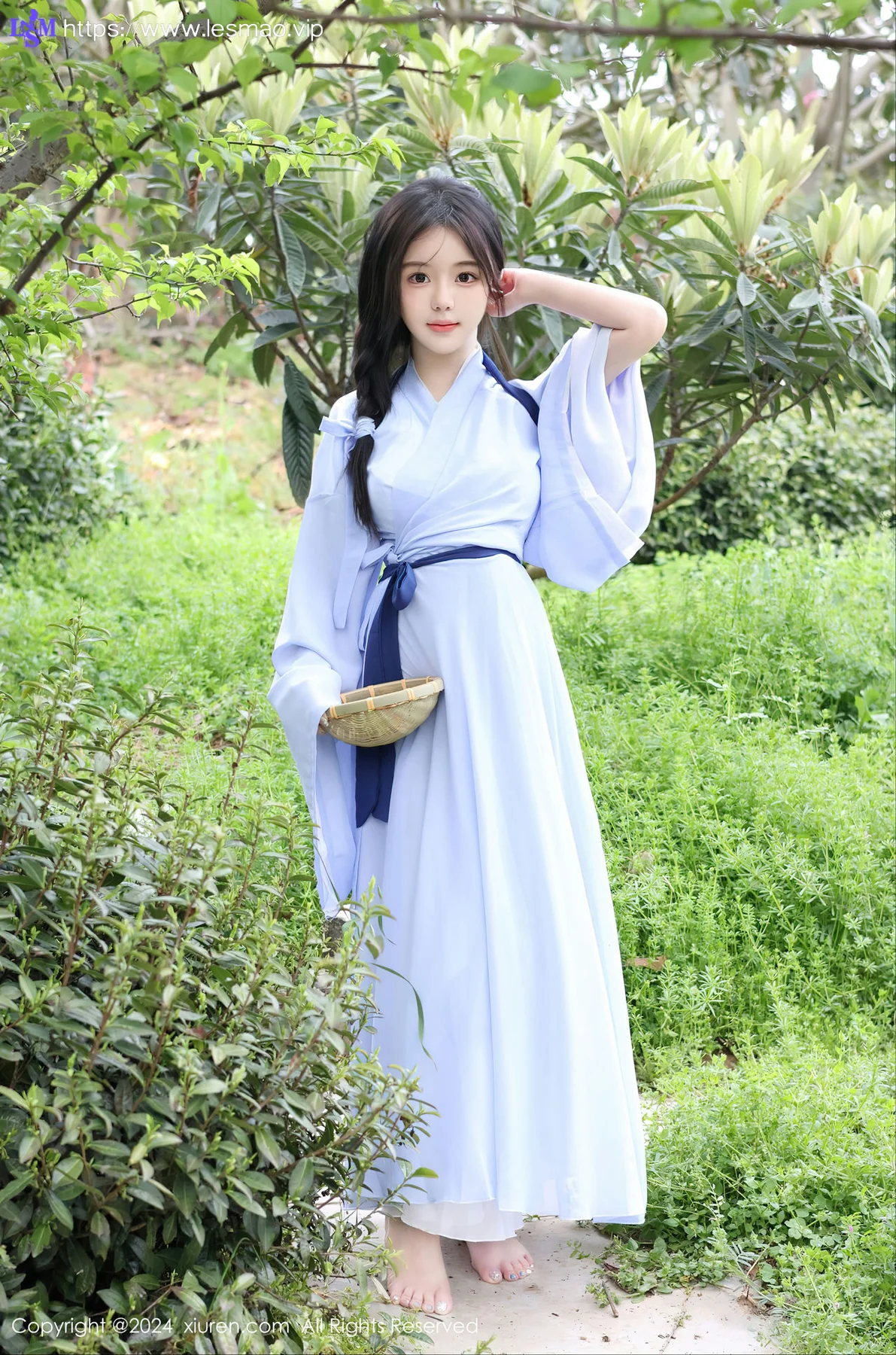 XiuRen 秀人 No.8386 小薯条nienie 白色网袜性感写真111 - 16