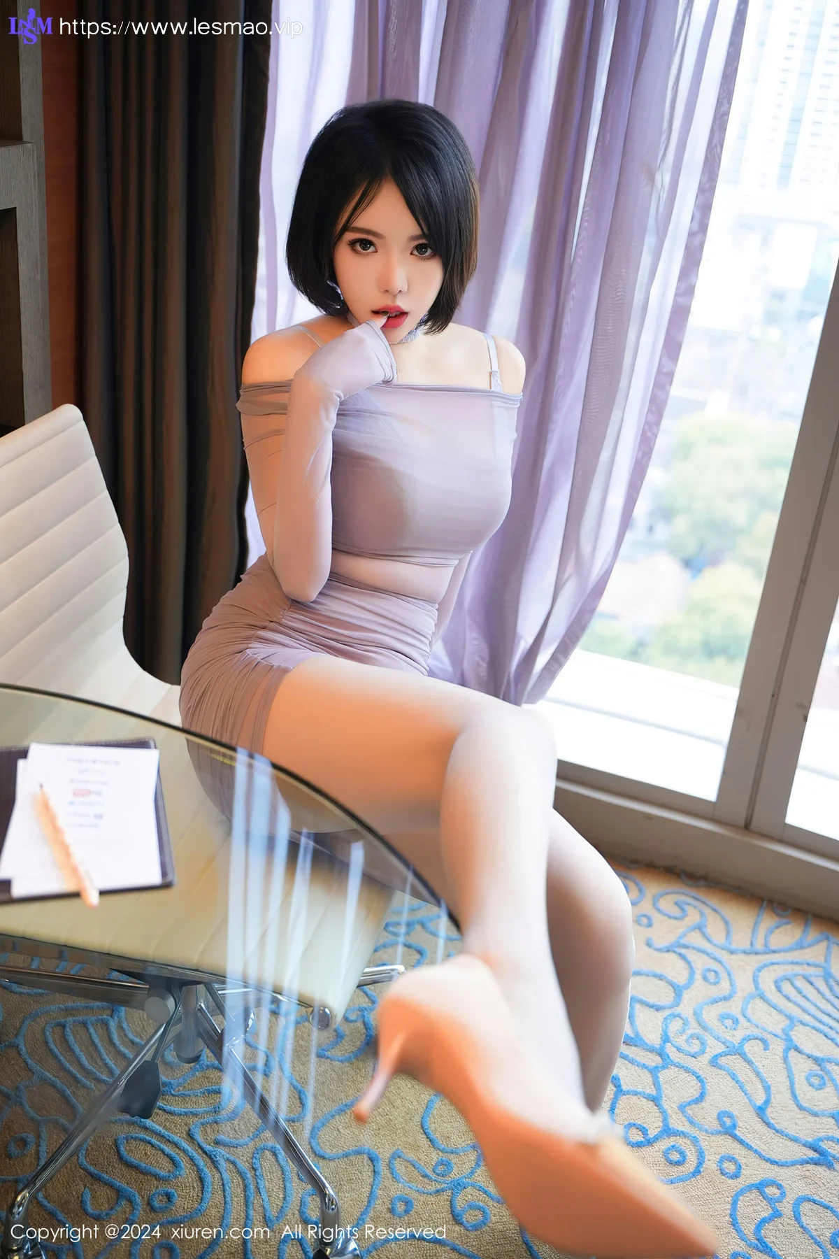 XiuRen 秀人 No.8391 陆萱雅 短发美女蓝色丝袜性感写真 - 22