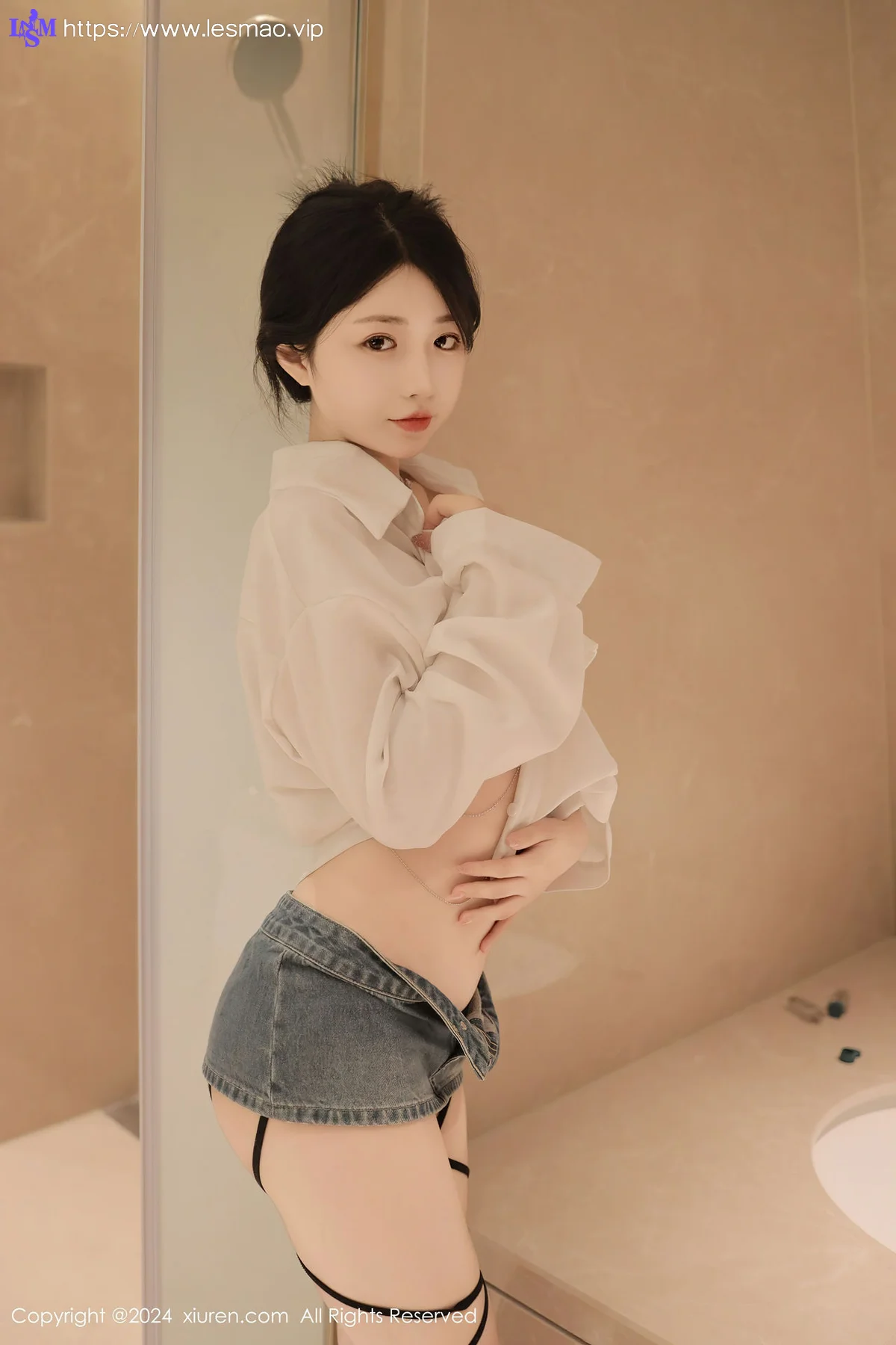 XiuRen 秀人 No.8400 陈小花 白色轻透上衣性感写真11 - 11