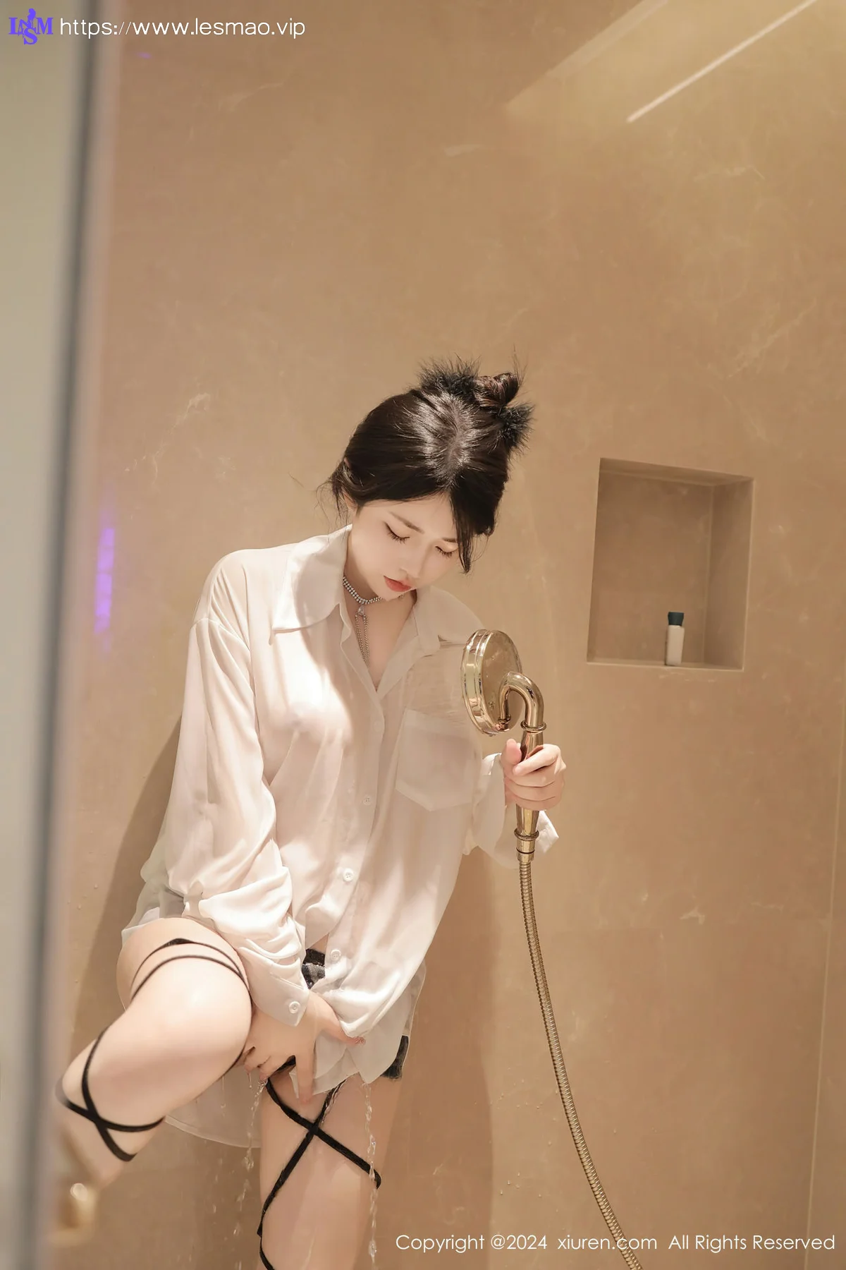XiuRen 秀人 No.8400 陈小花 白色轻透上衣性感写真11 - 33