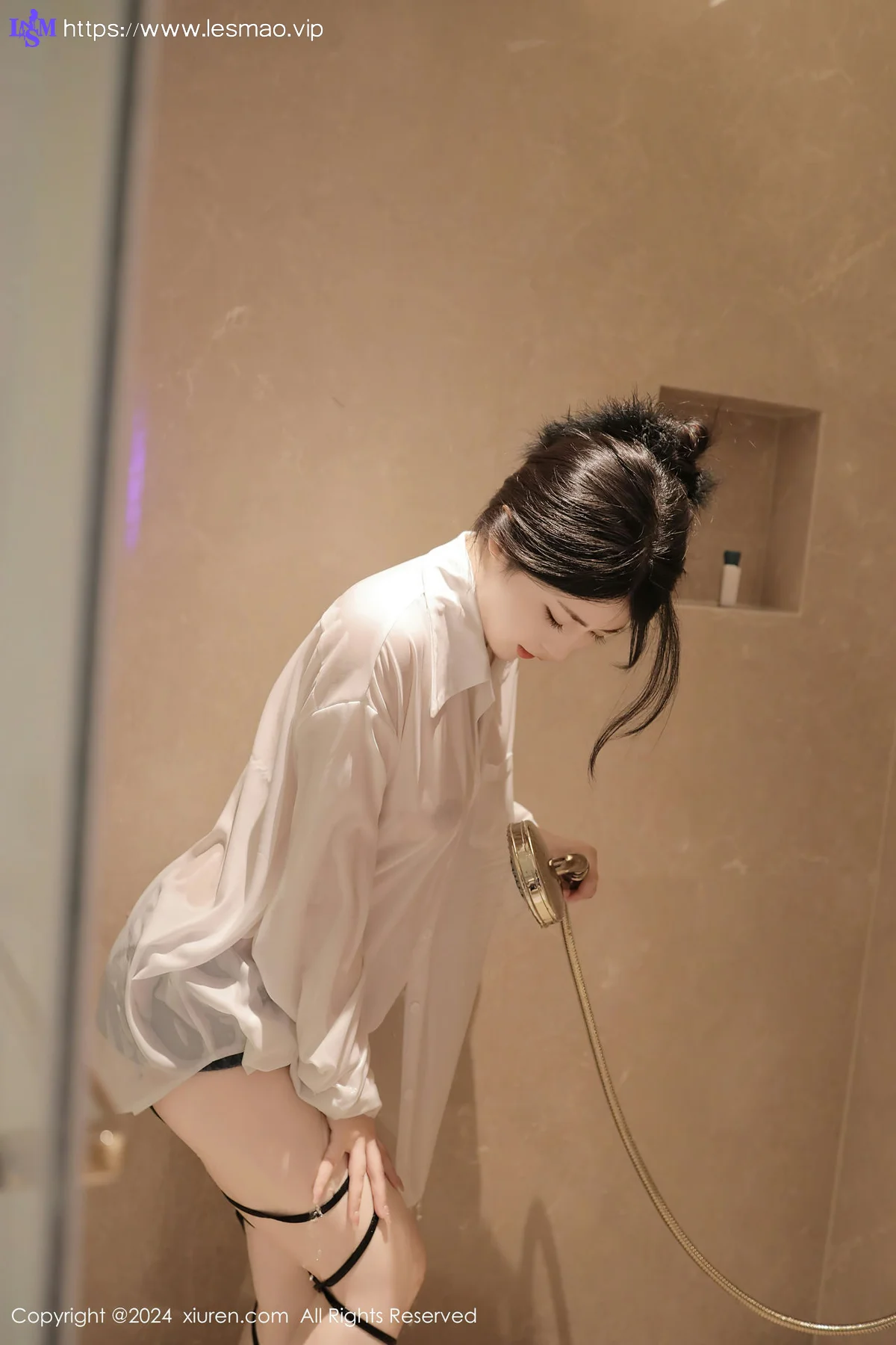 XiuRen 秀人 No.8400 陈小花 白色轻透上衣性感写真11 - 35