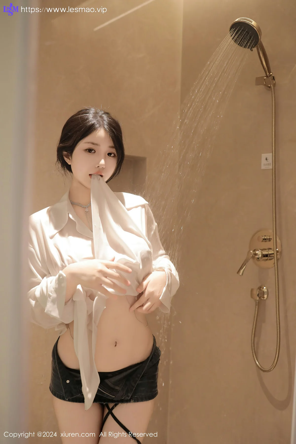XiuRen 秀人 No.8400 陈小花 白色轻透上衣性感写真11 - 39