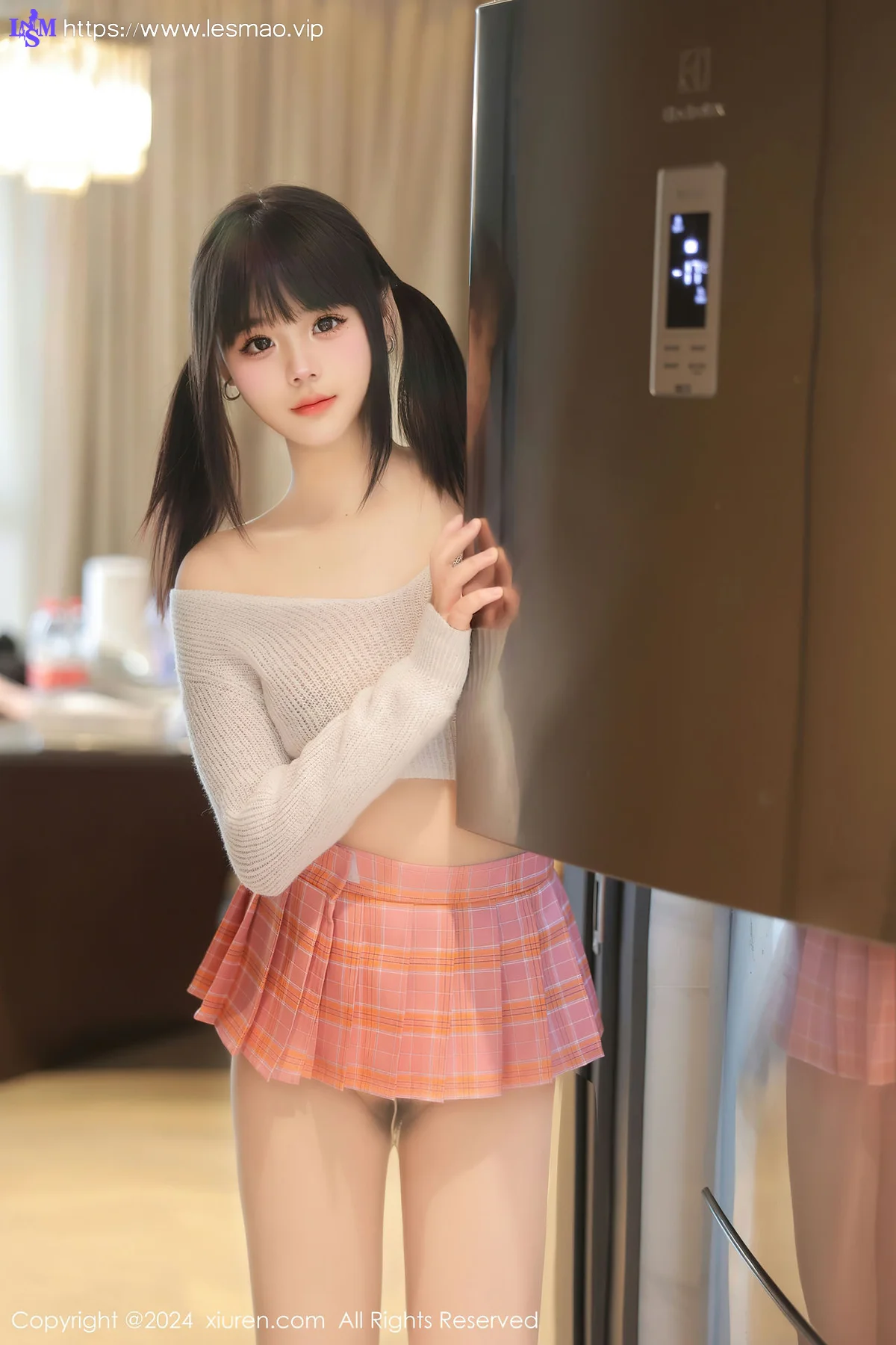 XiuRen 秀人 No.8404 徐若兮 首套写真粉色短裙11 - 15
